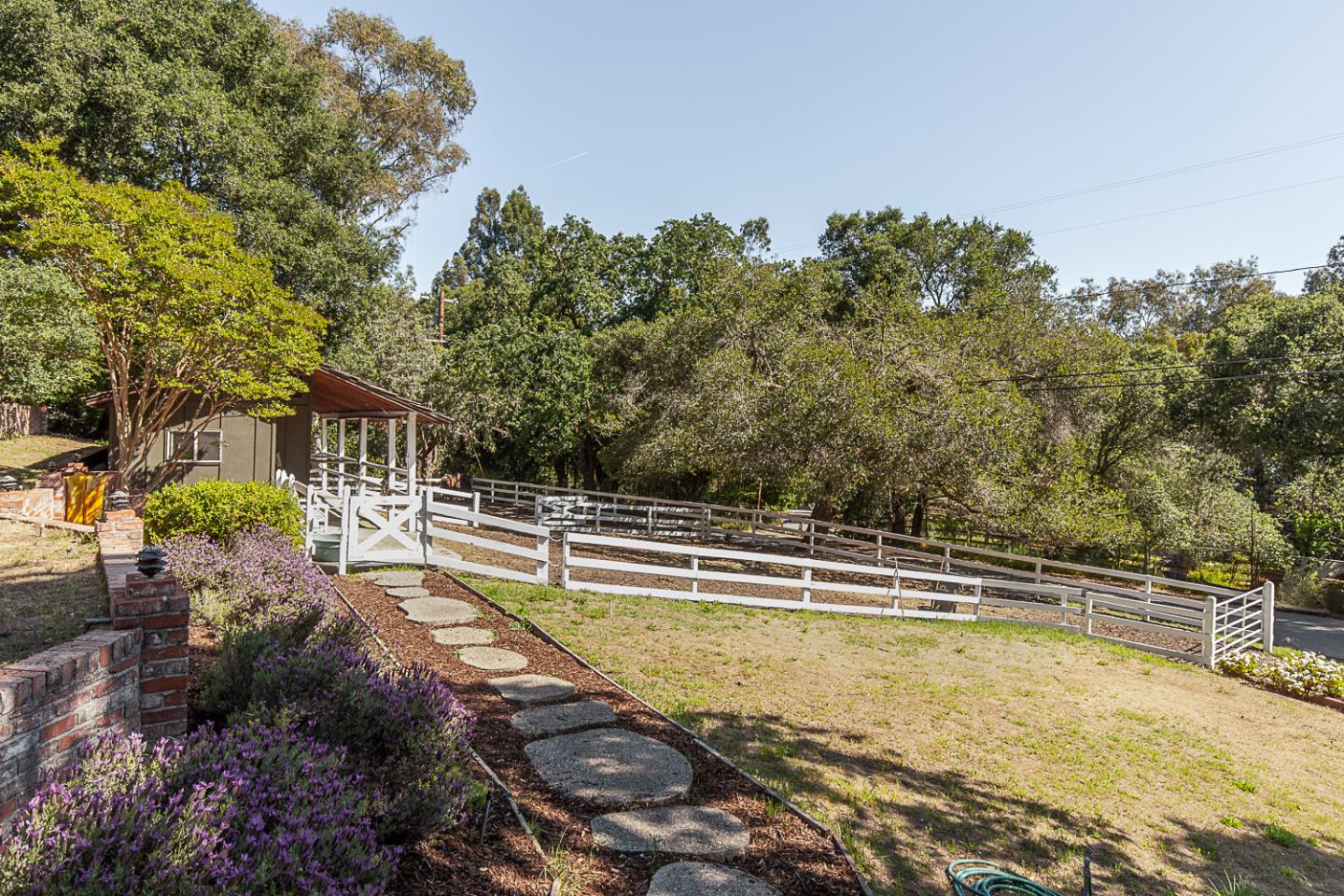 Detail Gallery Image 35 of 41 For 3570 Tripp Rd, Woodside,  CA 94062 - 4 Beds | 3 Baths