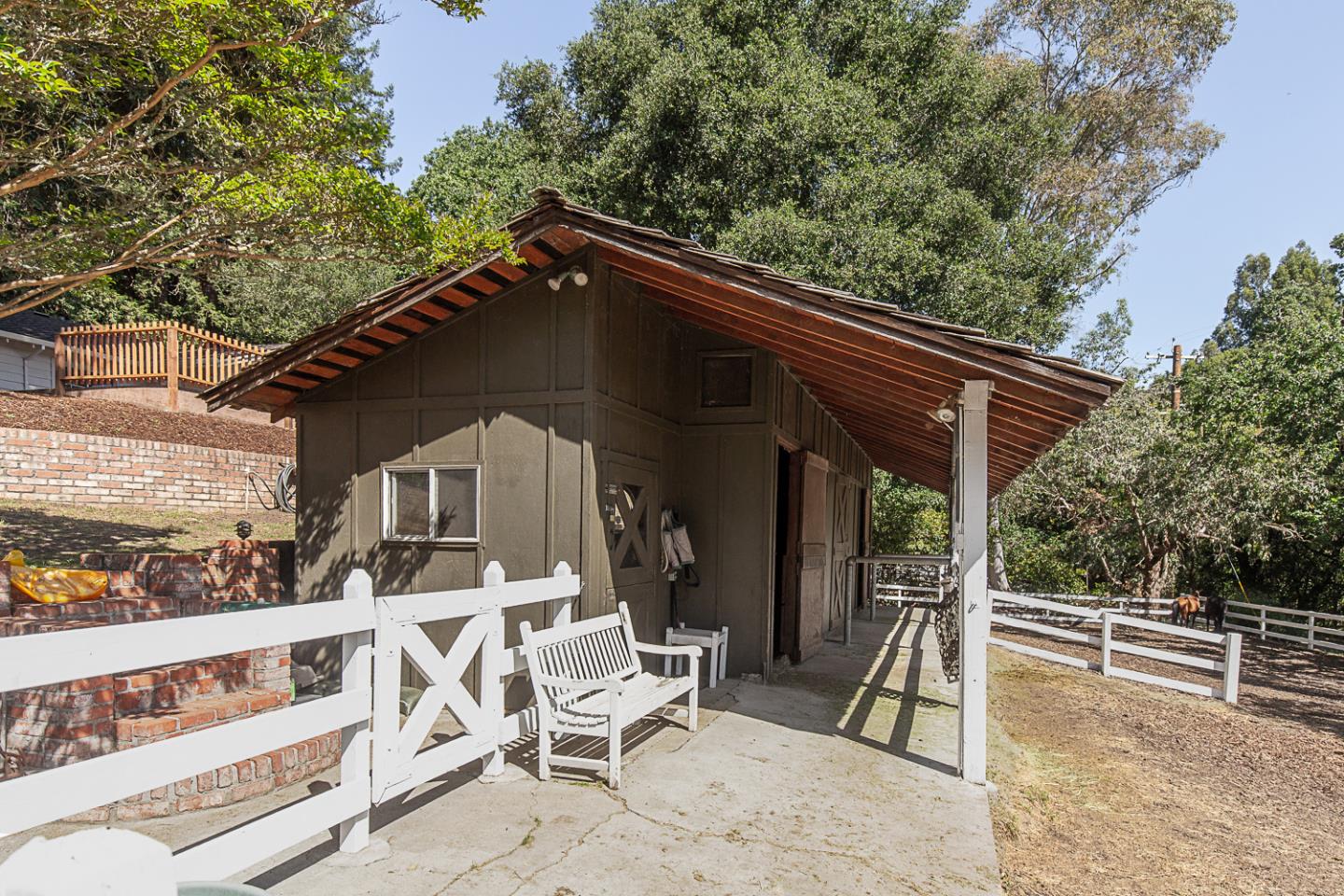 Detail Gallery Image 36 of 41 For 3570 Tripp Rd, Woodside,  CA 94062 - 4 Beds | 3 Baths