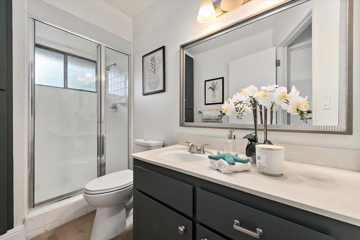 Detail Gallery Image 13 of 30 For 14357 Saratoga Ave #B,  Saratoga,  CA 95070 - 3 Beds | 2 Baths