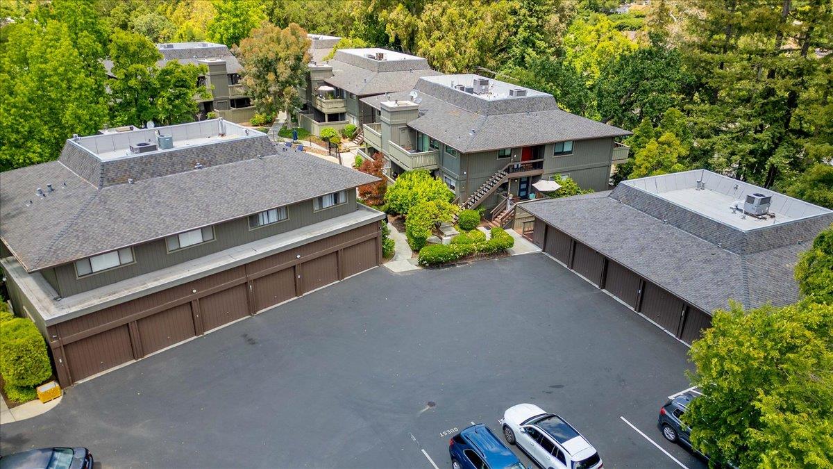 Detail Gallery Image 29 of 30 For 14357 Saratoga Ave #B,  Saratoga,  CA 95070 - 3 Beds | 2 Baths