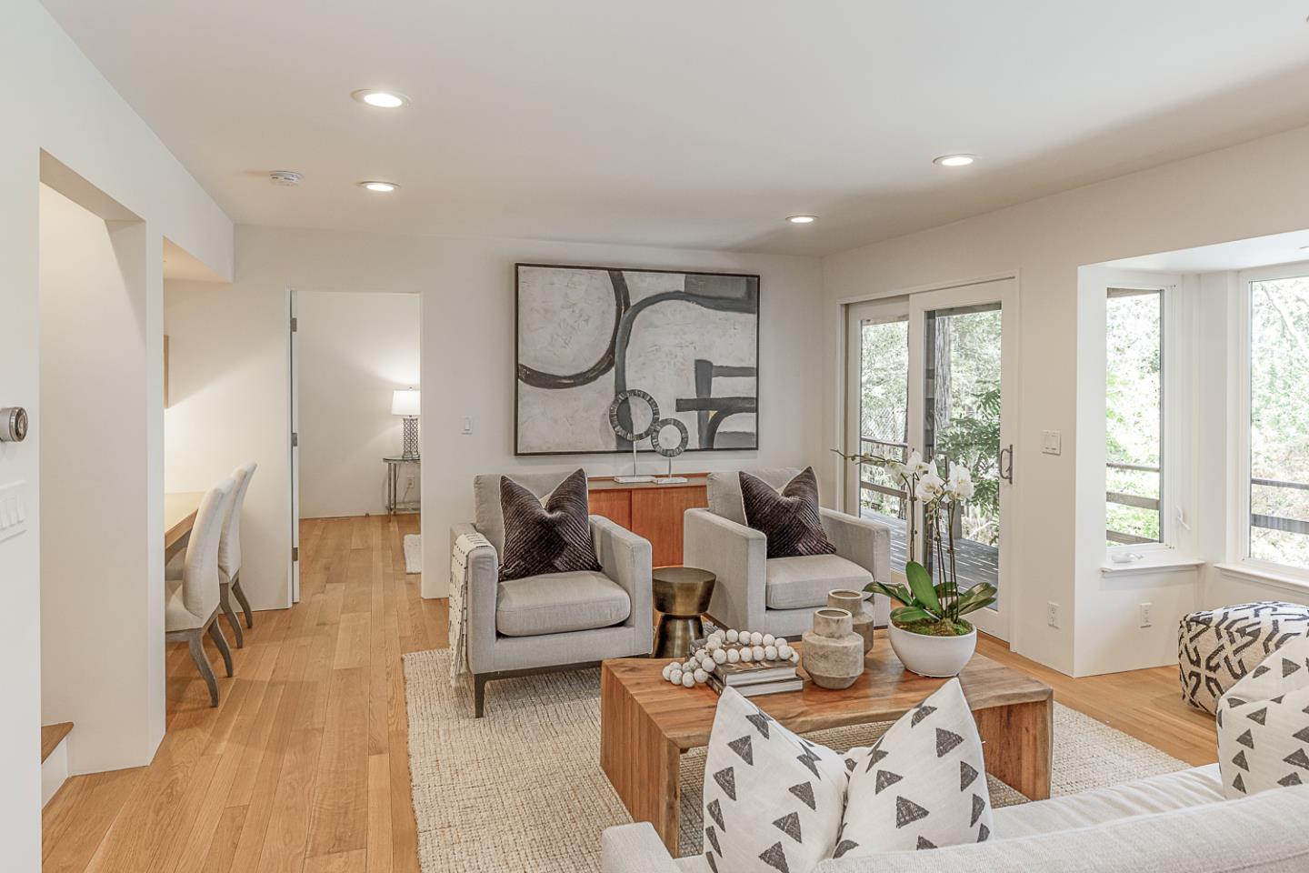 Detail Gallery Image 16 of 36 For 35 Neuman Ln, Woodside,  CA 94062 - 4 Beds | 4 Baths