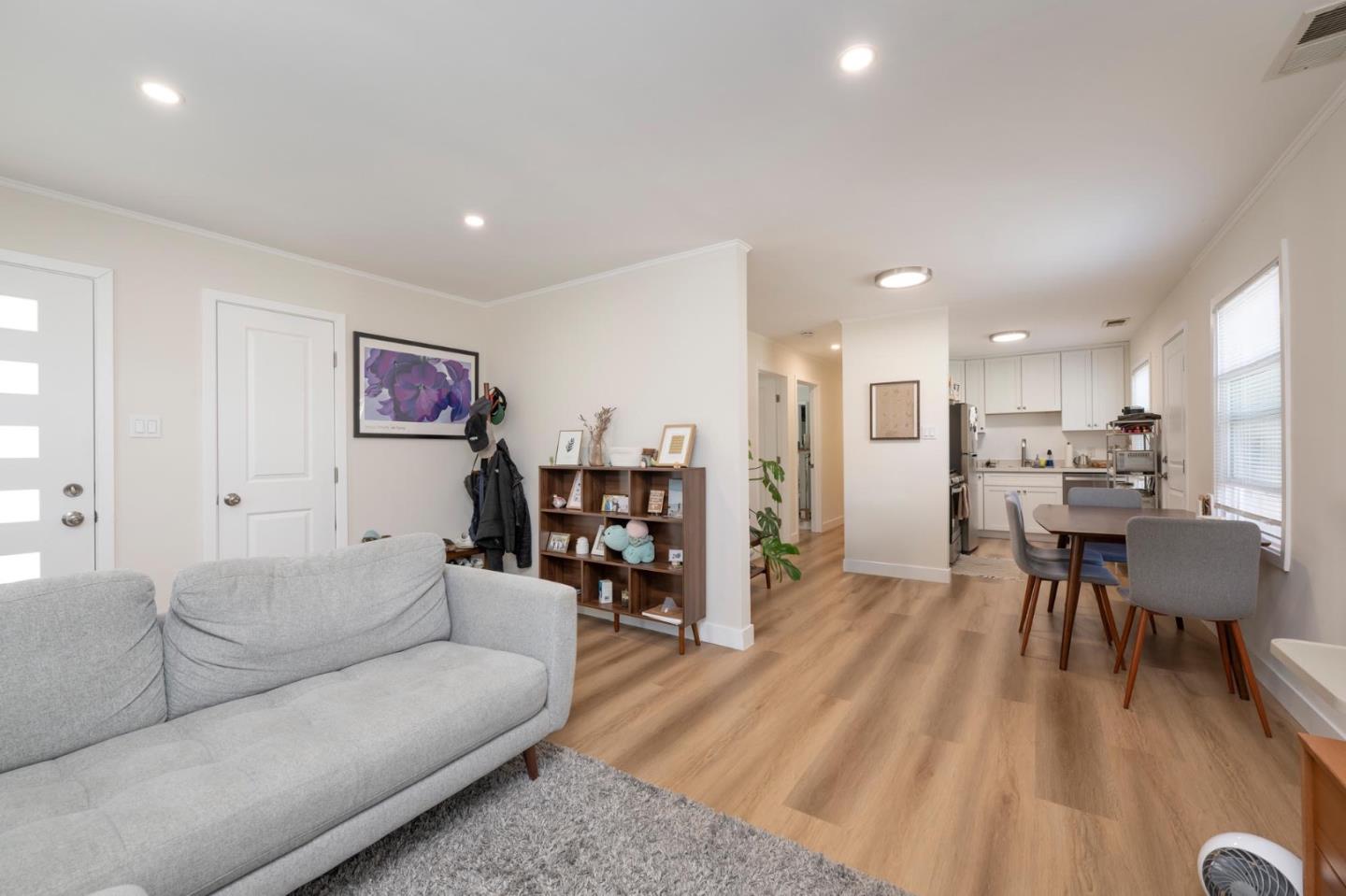 Detail Gallery Image 8 of 15 For 1500 Jasmine St, San Mateo,  CA 94402 - – Beds | – Baths
