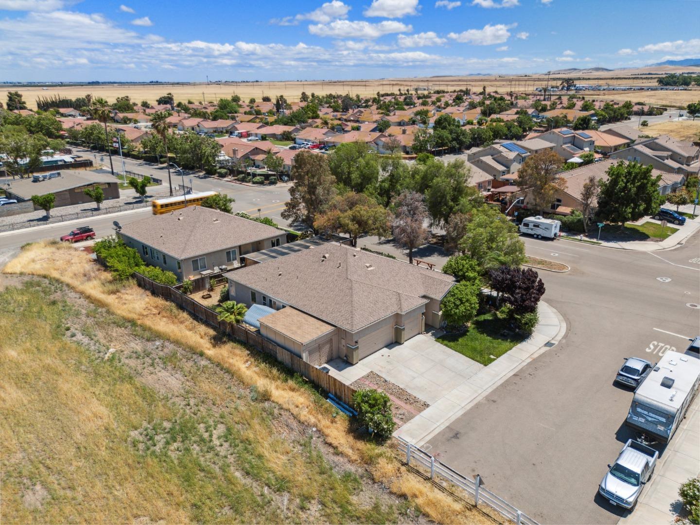 Detail Gallery Image 32 of 34 For 13494 Las Flores Dr, Gustine,  CA 95322 - 4 Beds | 3 Baths