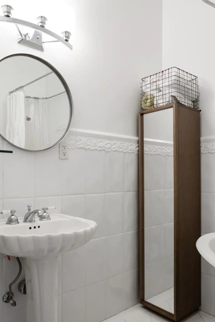 Detail Gallery Image 16 of 26 For 1222 Masonic Ave, San Francisco,  CA 94117 - 3 Beds | 2 Baths