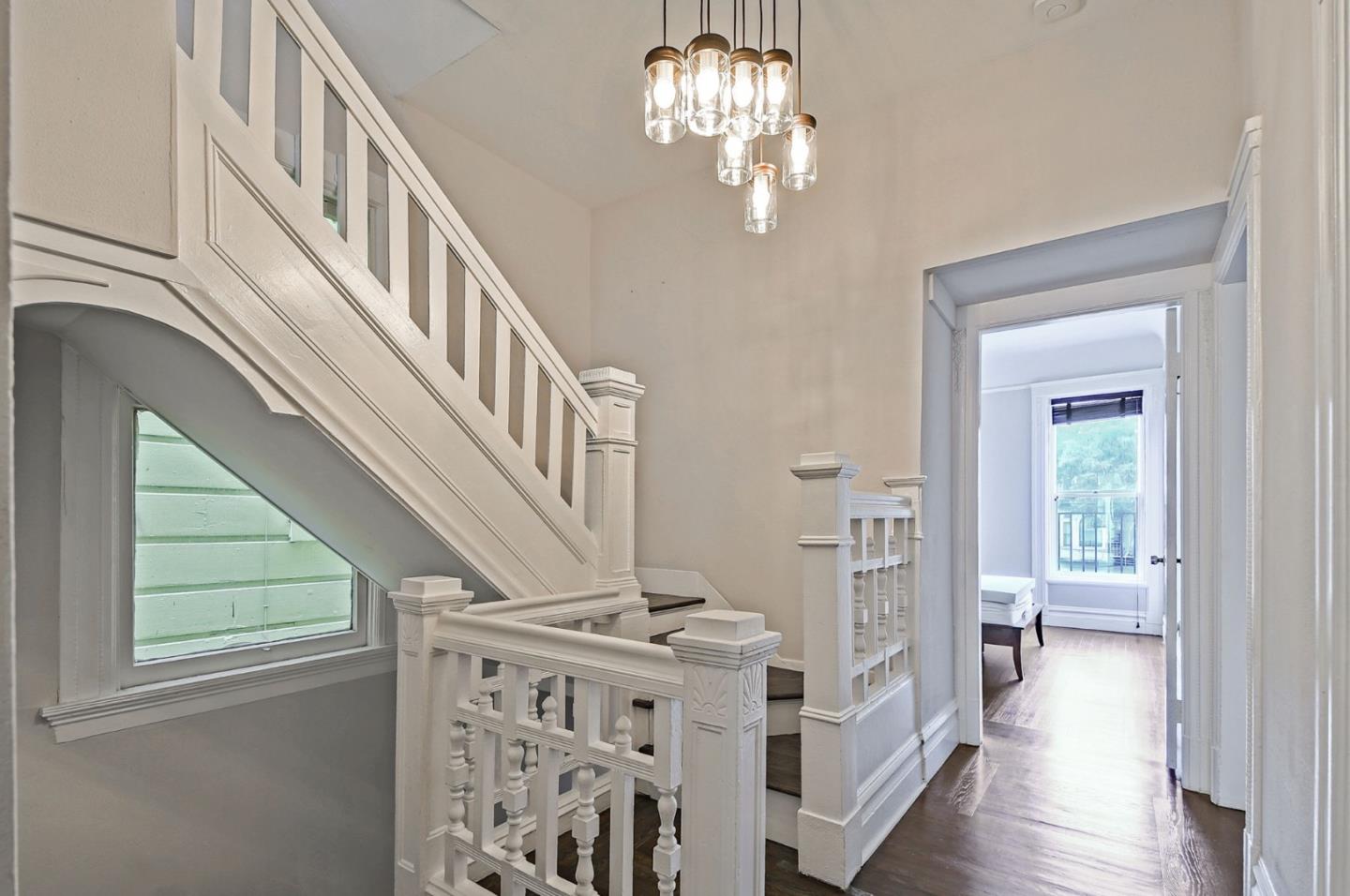 Detail Gallery Image 17 of 26 For 1222 Masonic Ave, San Francisco,  CA 94117 - 3 Beds | 2 Baths
