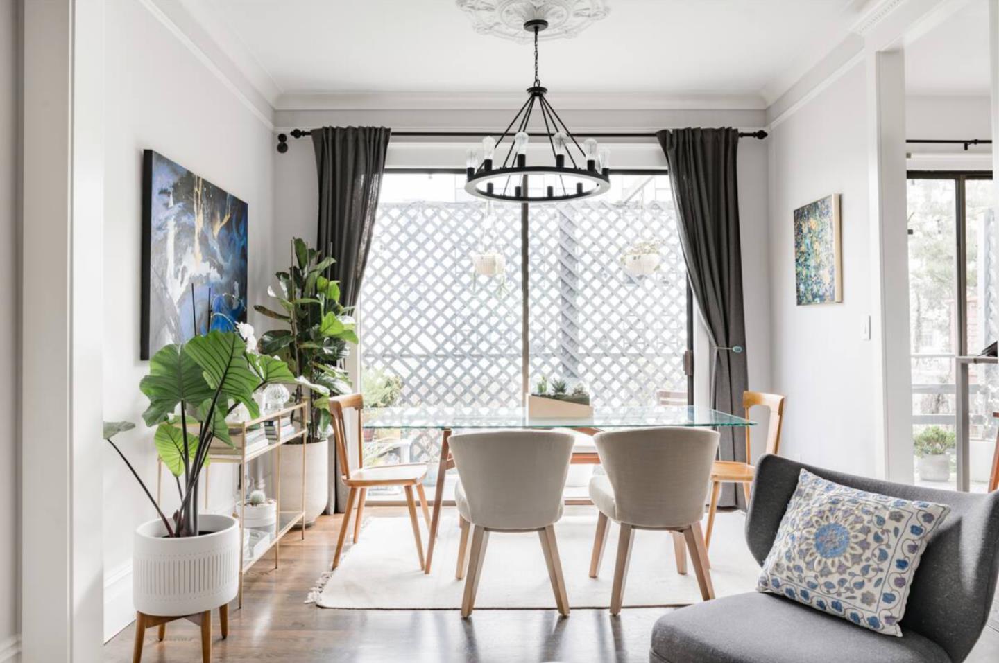 Detail Gallery Image 3 of 26 For 1222 Masonic Ave, San Francisco,  CA 94117 - 3 Beds | 2 Baths