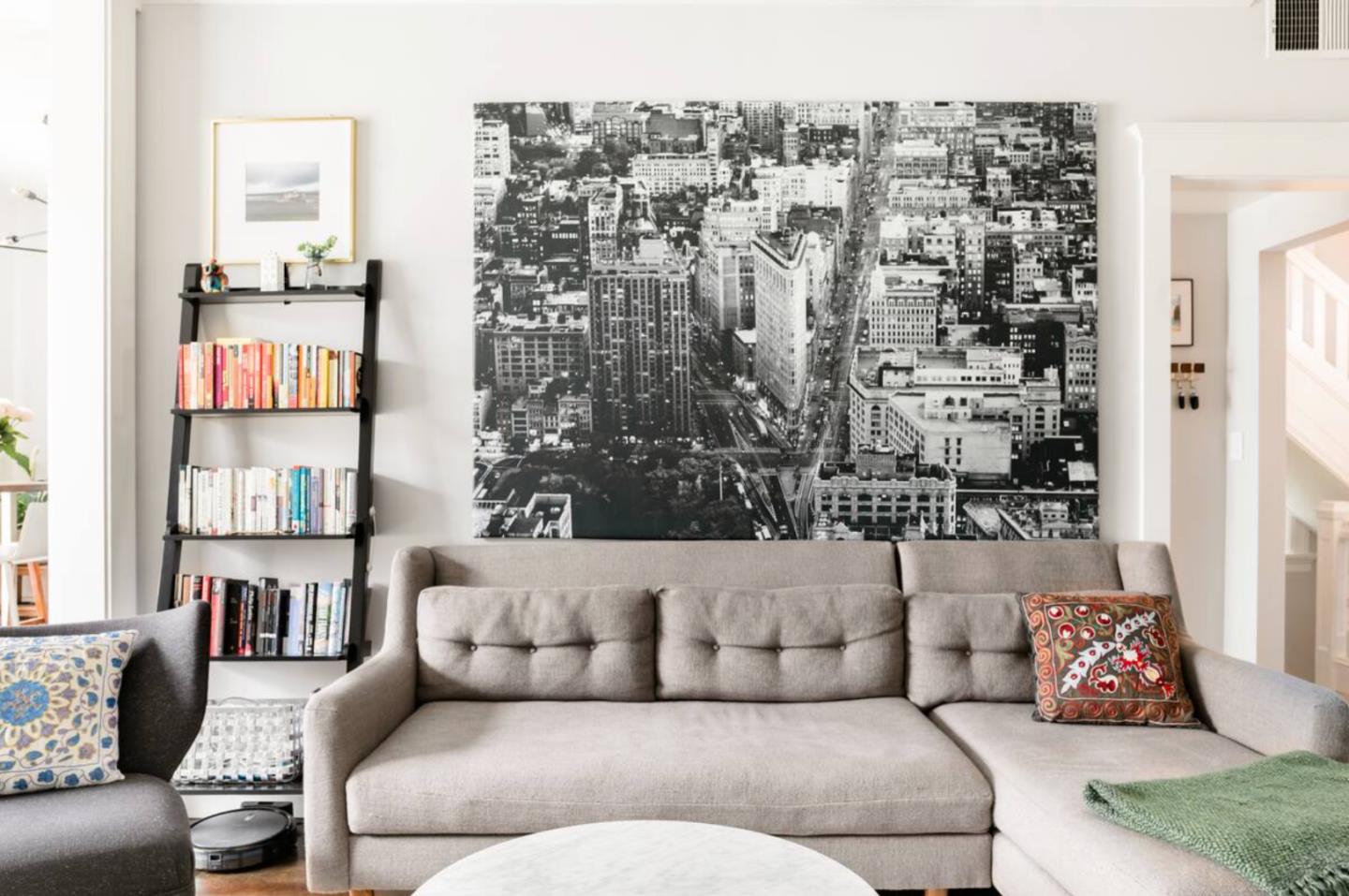 Detail Gallery Image 4 of 26 For 1222 Masonic Ave, San Francisco,  CA 94117 - 3 Beds | 2 Baths