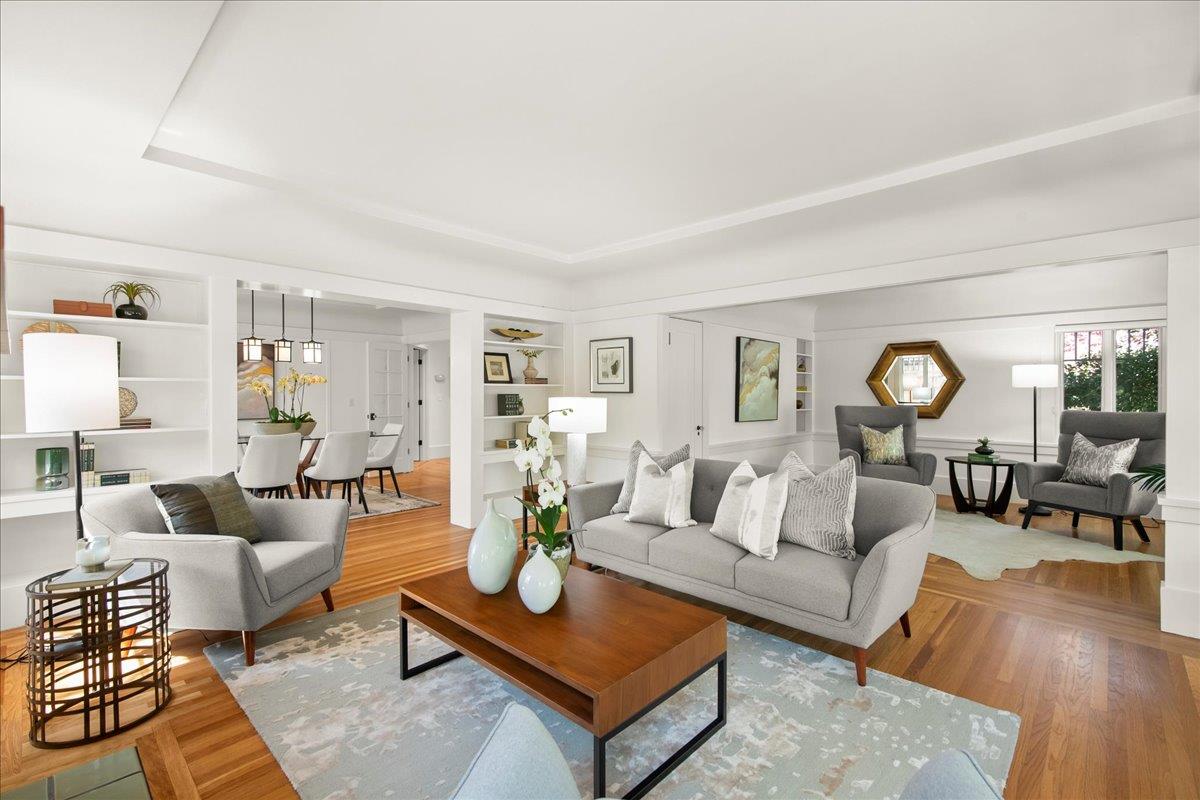 Detail Gallery Image 11 of 45 For 52 Myrtle St, Redwood City,  CA 94062 - 5 Beds | 3 Baths