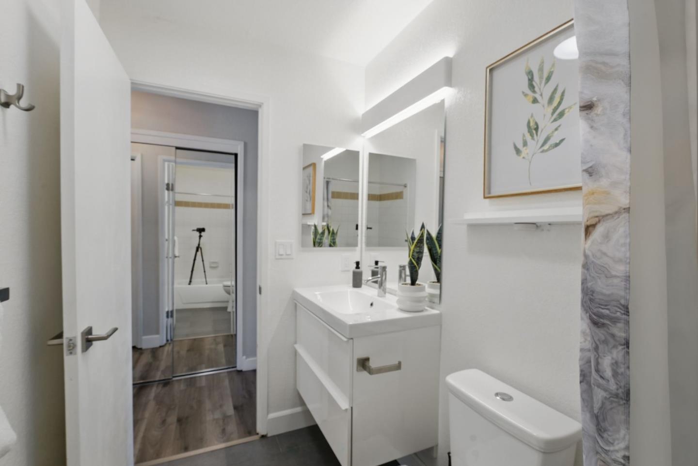Detail Gallery Image 15 of 43 For 1246 Coyote Creek Pl, San Jose,  CA 95116 - 2 Beds | 2 Baths