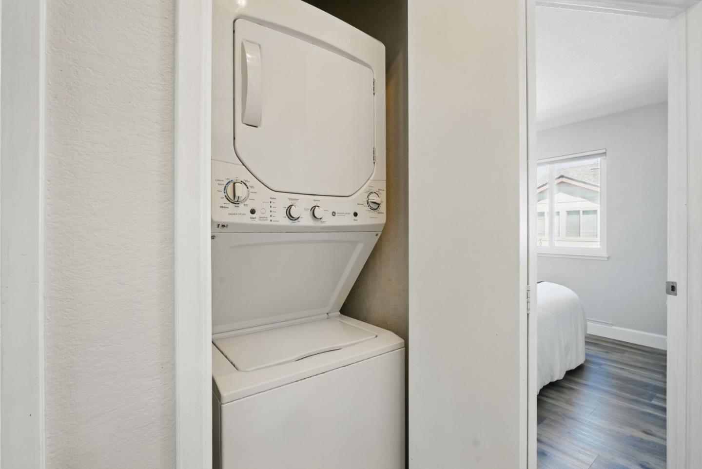 Detail Gallery Image 17 of 43 For 1246 Coyote Creek Pl, San Jose,  CA 95116 - 2 Beds | 2 Baths