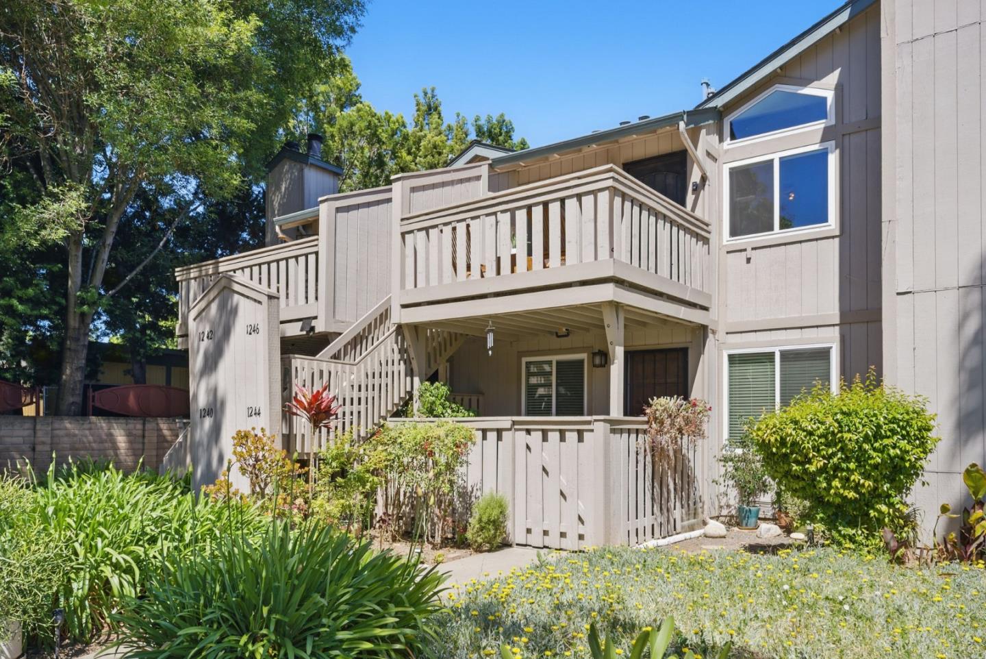 Detail Gallery Image 28 of 43 For 1246 Coyote Creek Pl, San Jose,  CA 95116 - 2 Beds | 2 Baths
