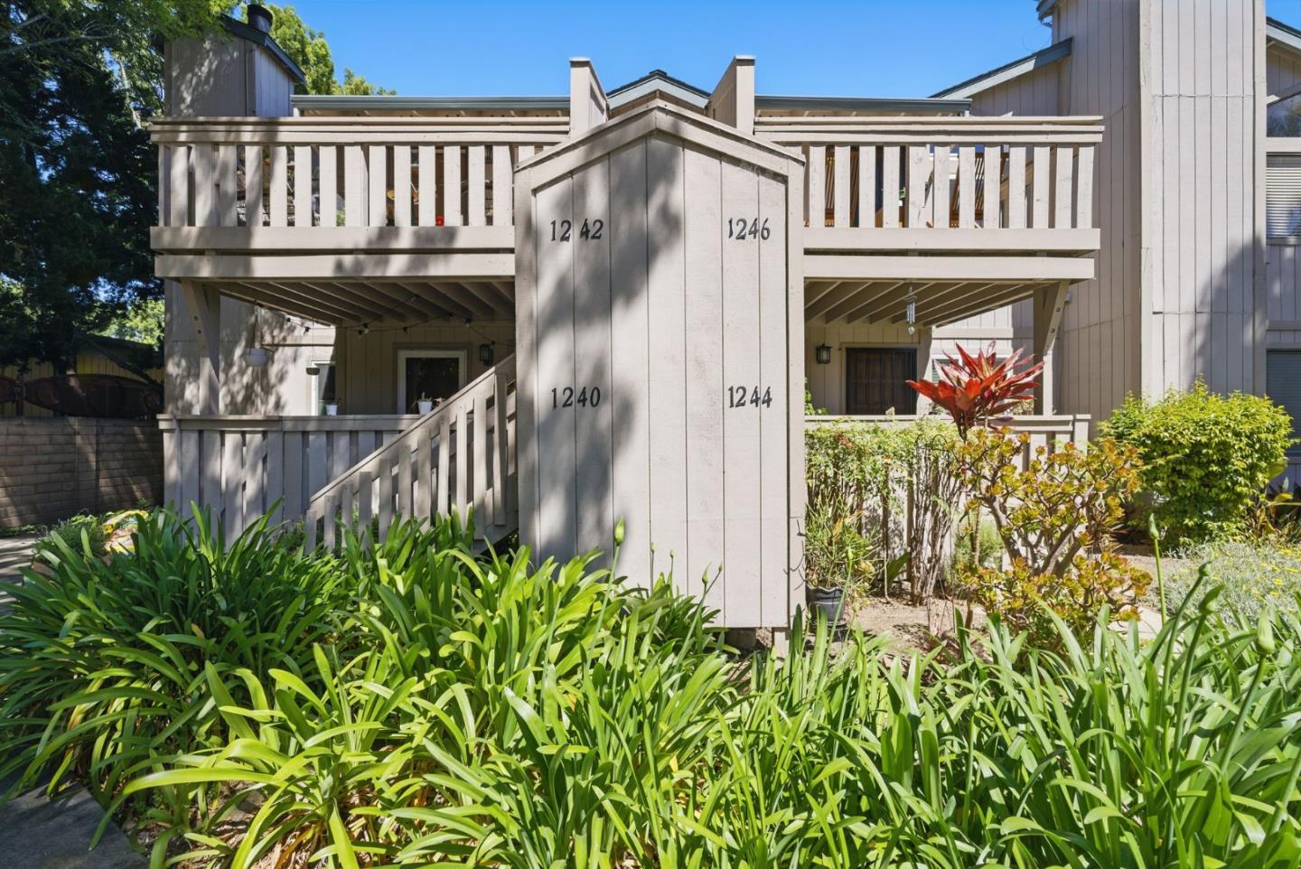 Detail Gallery Image 30 of 43 For 1246 Coyote Creek Pl, San Jose,  CA 95116 - 2 Beds | 2 Baths