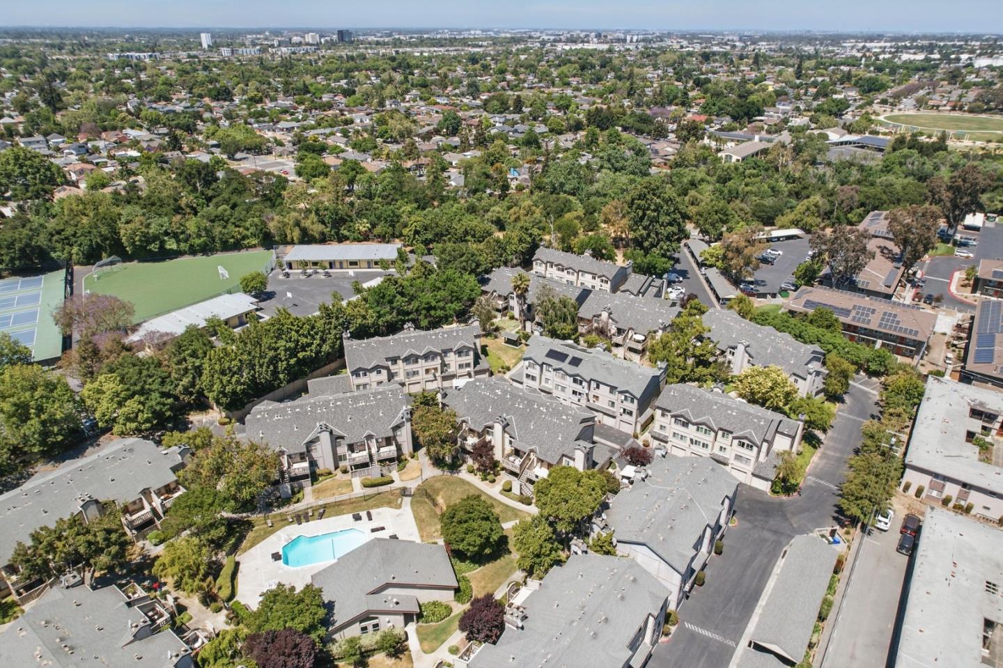 Detail Gallery Image 37 of 43 For 1246 Coyote Creek Pl, San Jose,  CA 95116 - 2 Beds | 2 Baths