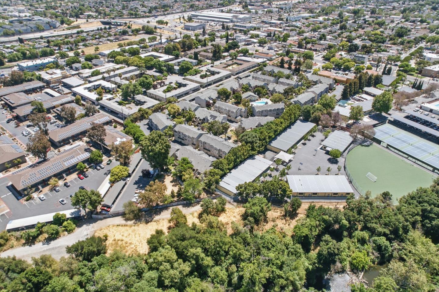 Detail Gallery Image 38 of 43 For 1246 Coyote Creek Pl, San Jose,  CA 95116 - 2 Beds | 2 Baths