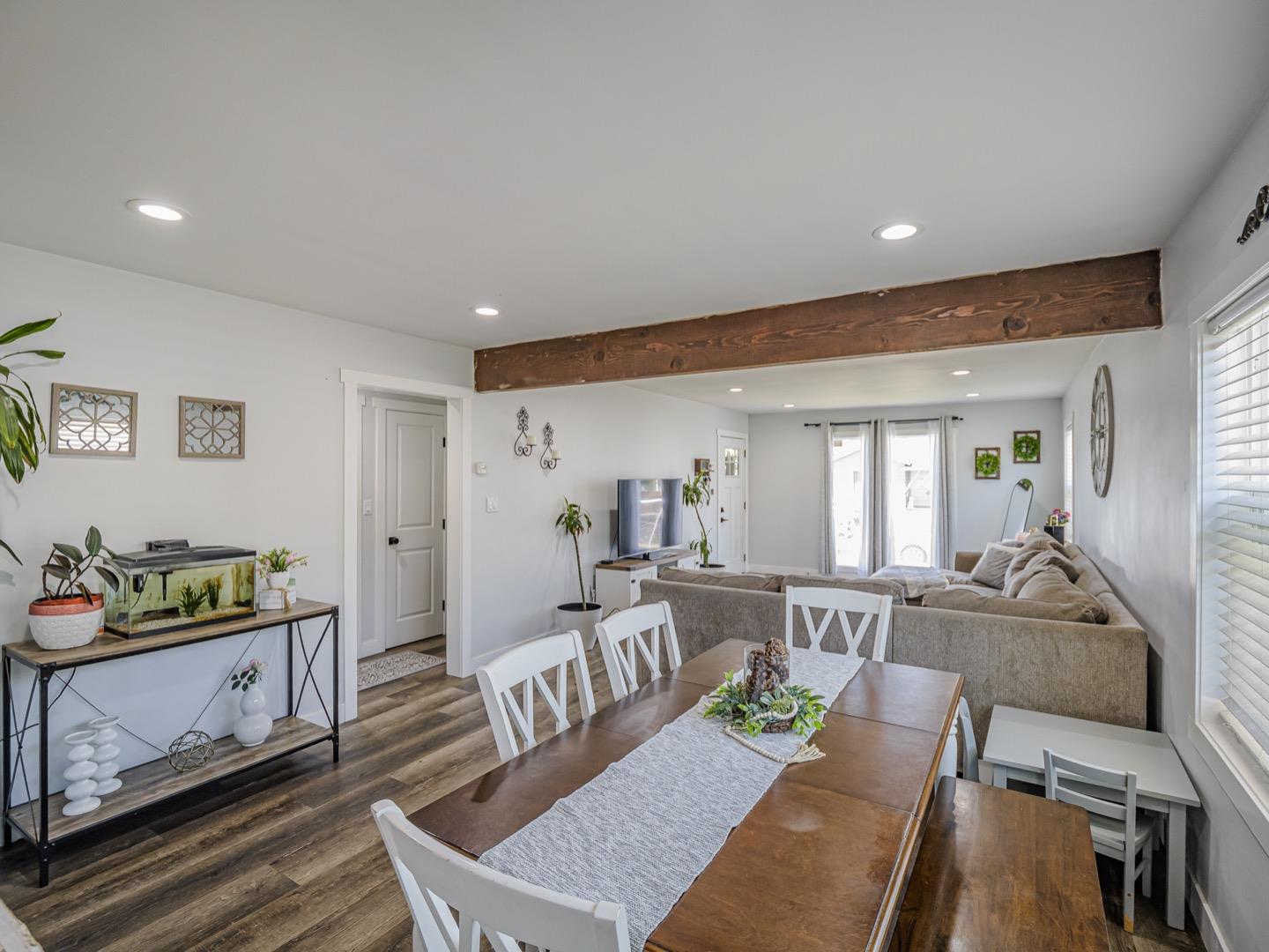 Detail Gallery Image 10 of 27 For 27 Burchell Ave, Freedom,  CA 95019 - 3 Beds | 2 Baths