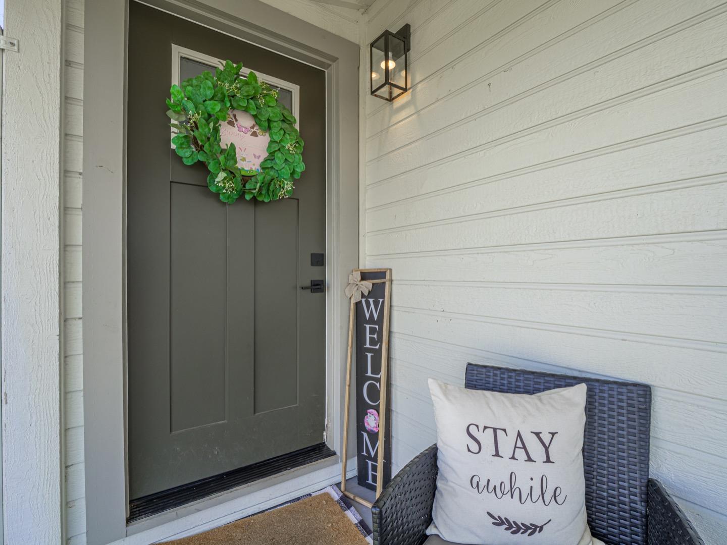 Detail Gallery Image 3 of 27 For 27 Burchell Ave, Freedom,  CA 95019 - 3 Beds | 2 Baths