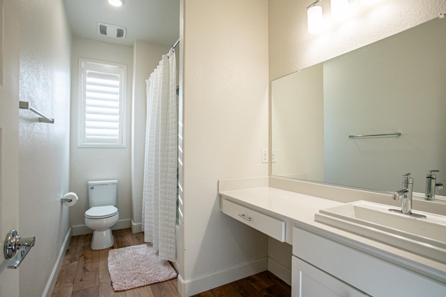 Detail Gallery Image 23 of 54 For 6032 Duet Way, Roseville,  CA 95747 - 5 Beds | 4/1 Baths