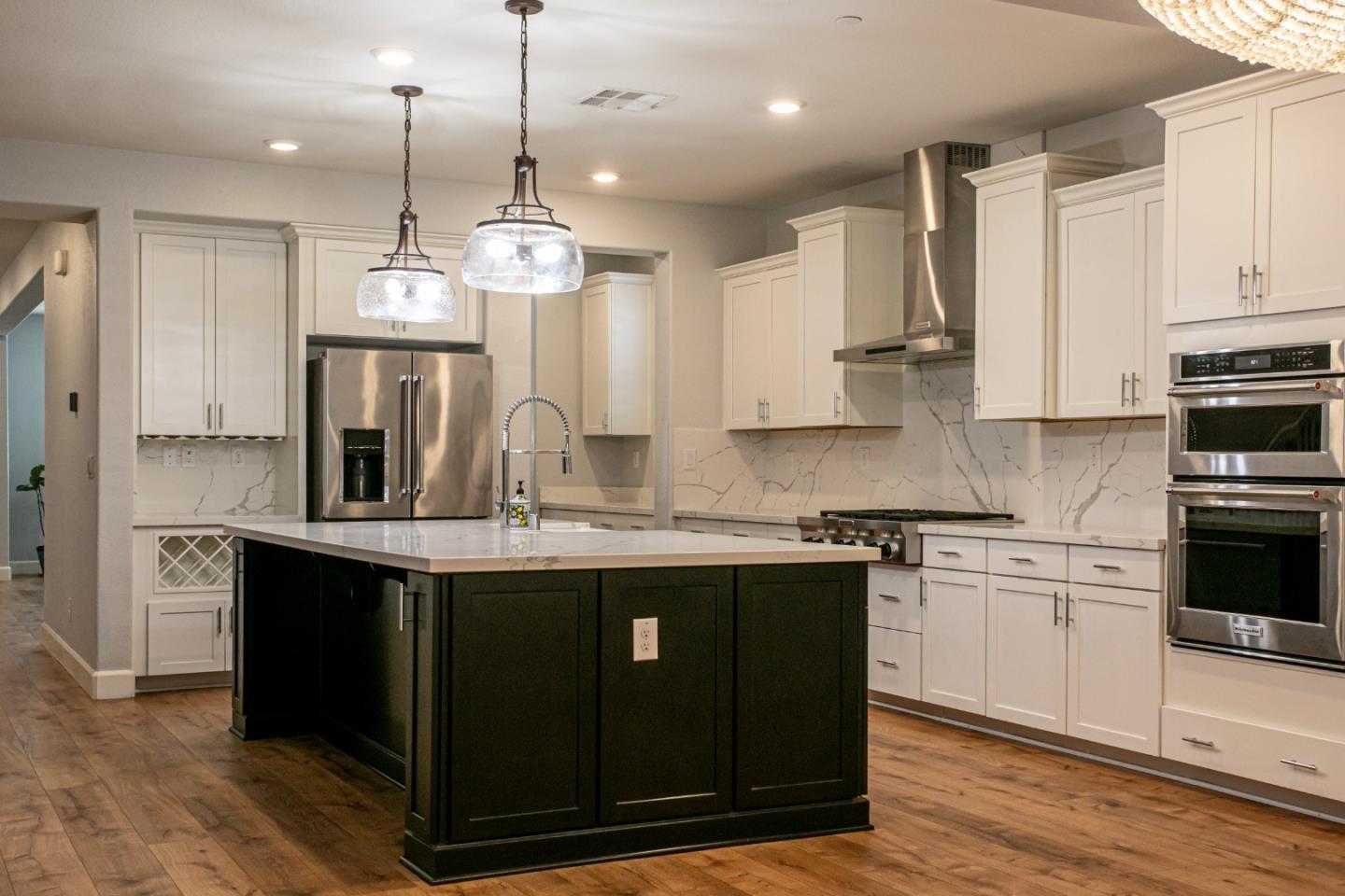 Detail Gallery Image 6 of 54 For 6032 Duet Way, Roseville,  CA 95747 - 5 Beds | 4/1 Baths