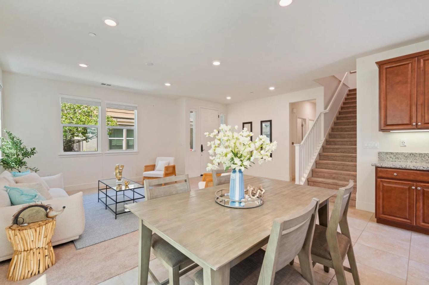 Detail Gallery Image 11 of 40 For 2762 Alliston Loop, Dublin,  CA 94568 - 4 Beds | 3 Baths