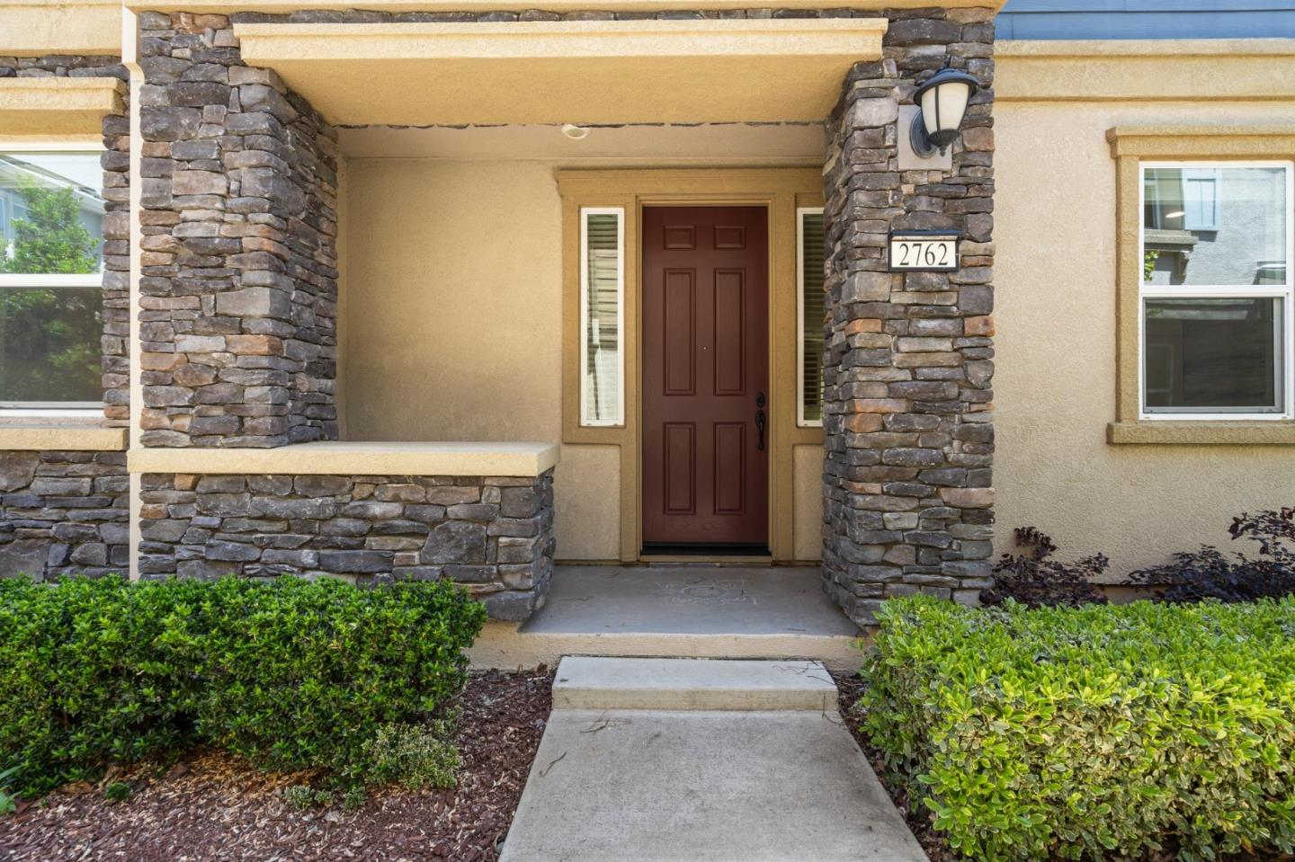 Detail Gallery Image 6 of 40 For 2762 Alliston Loop, Dublin,  CA 94568 - 4 Beds | 3 Baths