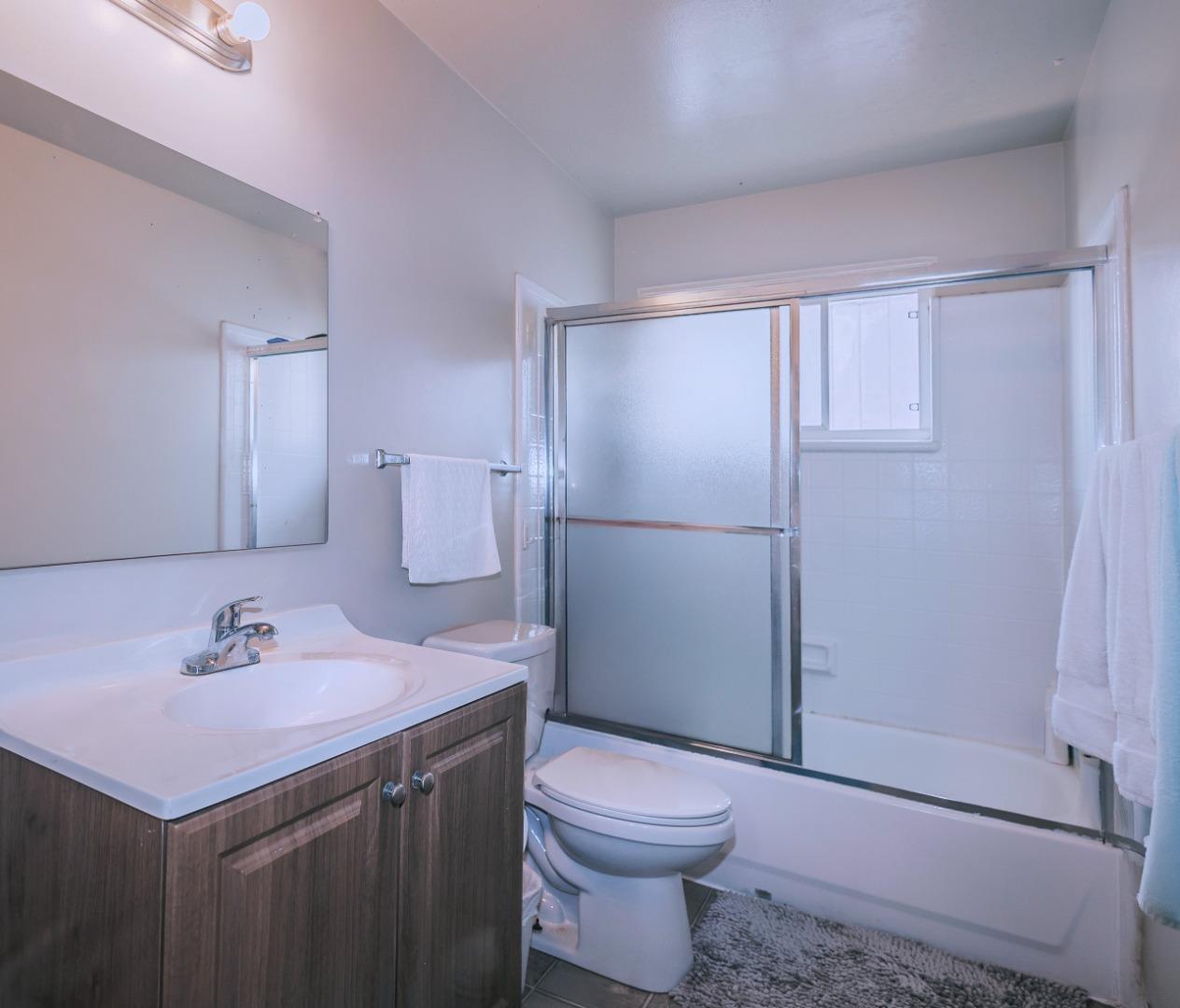 Detail Gallery Image 13 of 43 For 309-315 Oak Ave, Redwood City,  CA 94061 - – Beds | – Baths