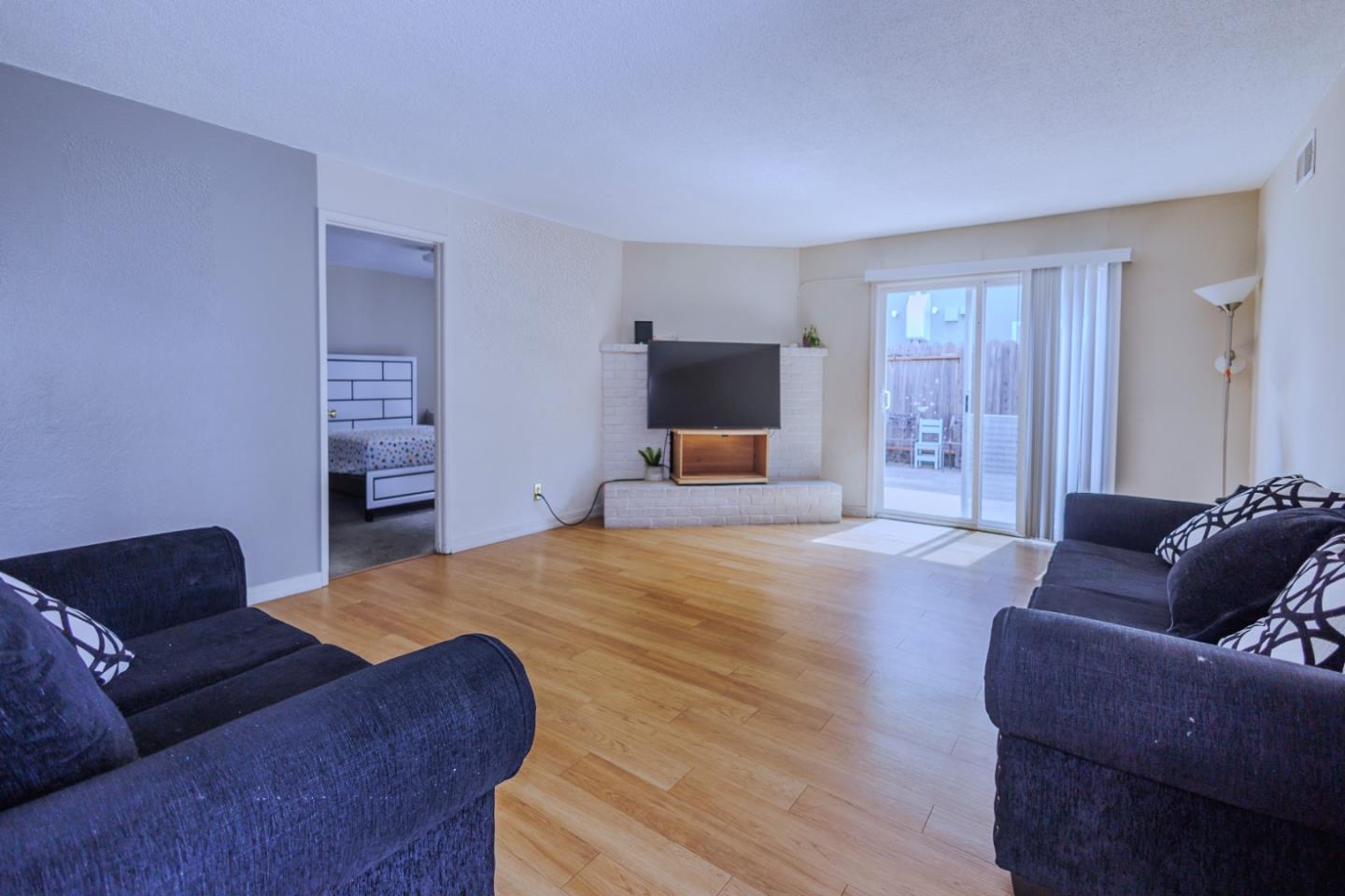Detail Gallery Image 16 of 43 For 309-315 Oak Ave, Redwood City,  CA 94061 - – Beds | – Baths