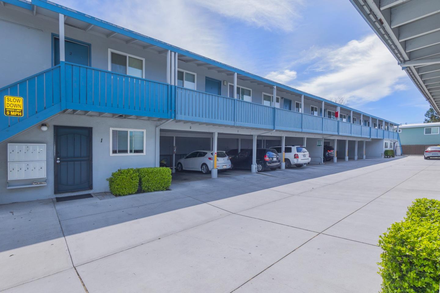 Detail Gallery Image 2 of 43 For 309-315 Oak Ave, Redwood City,  CA 94061 - – Beds | – Baths