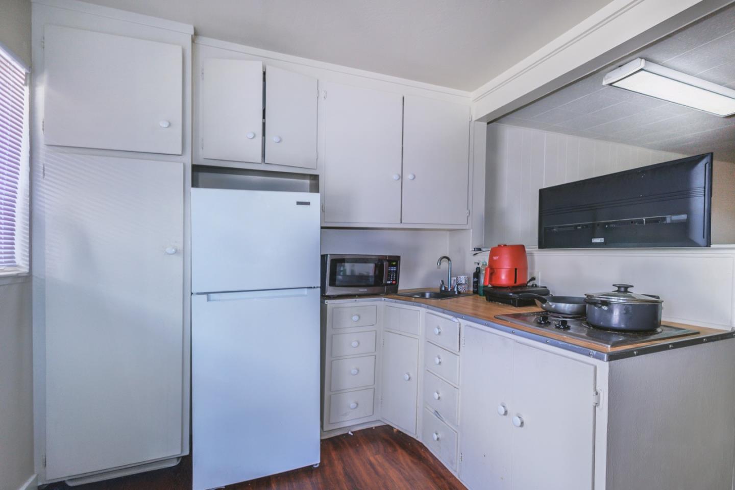 Detail Gallery Image 40 of 43 For 309-315 Oak Ave, Redwood City,  CA 94061 - – Beds | – Baths