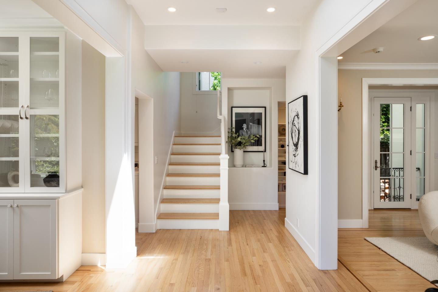 Detail Gallery Image 12 of 37 For 1755 Webster St, Palo Alto,  CA 94301 - 6 Beds | 3/1 Baths