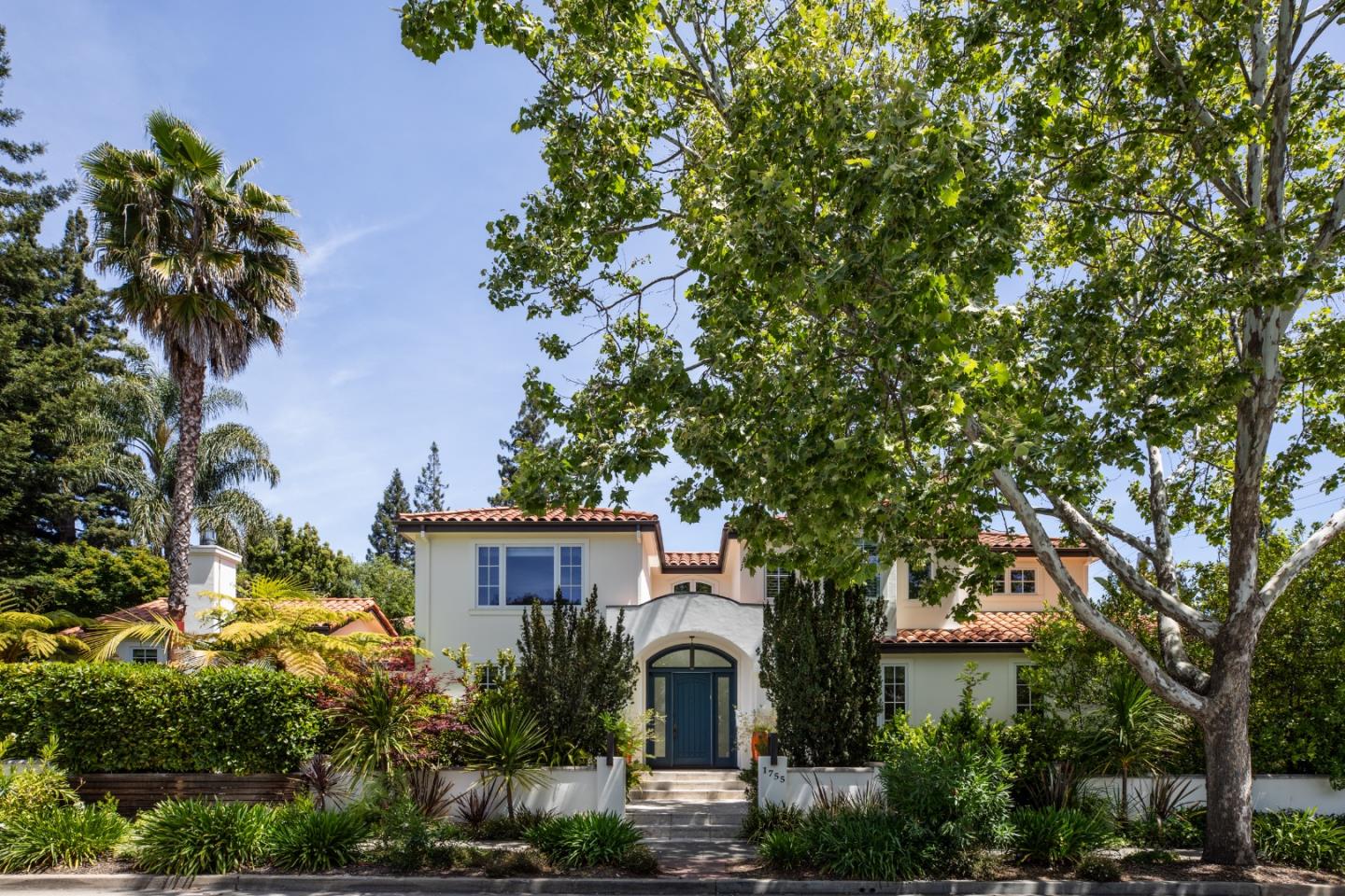 Detail Gallery Image 32 of 37 For 1755 Webster St, Palo Alto,  CA 94301 - 6 Beds | 3/1 Baths