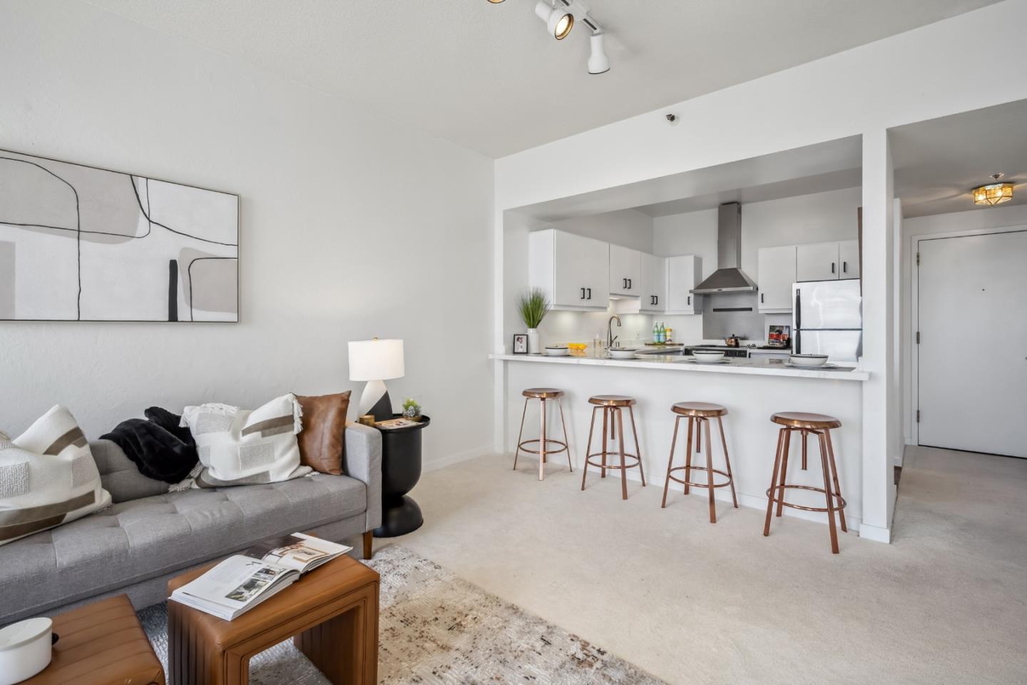 Detail Gallery Image 10 of 30 For 6363 Christie Ave #2801,  Emeryville,  CA 94608 - 1 Beds | 1 Baths