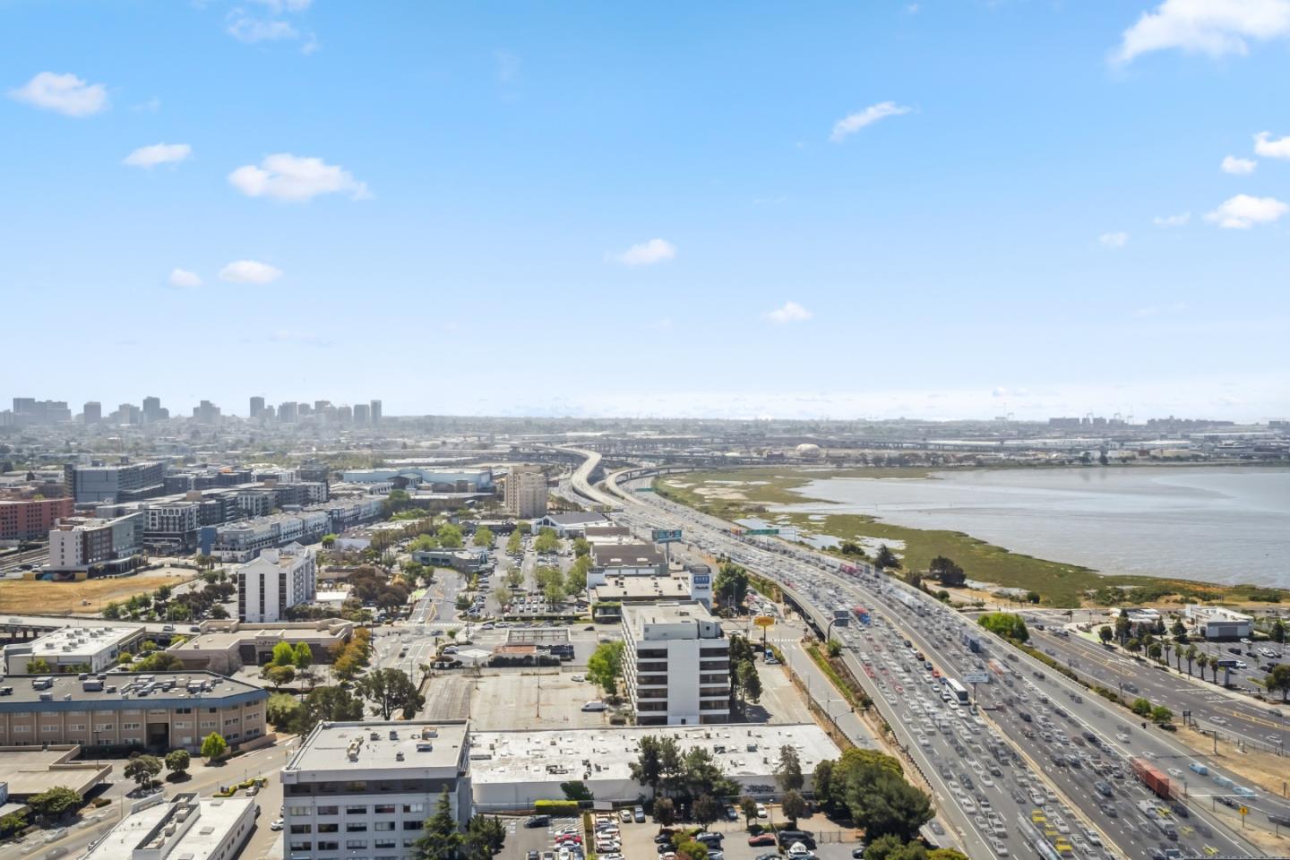 Detail Gallery Image 11 of 30 For 6363 Christie Ave #2801,  Emeryville,  CA 94608 - 1 Beds | 1 Baths