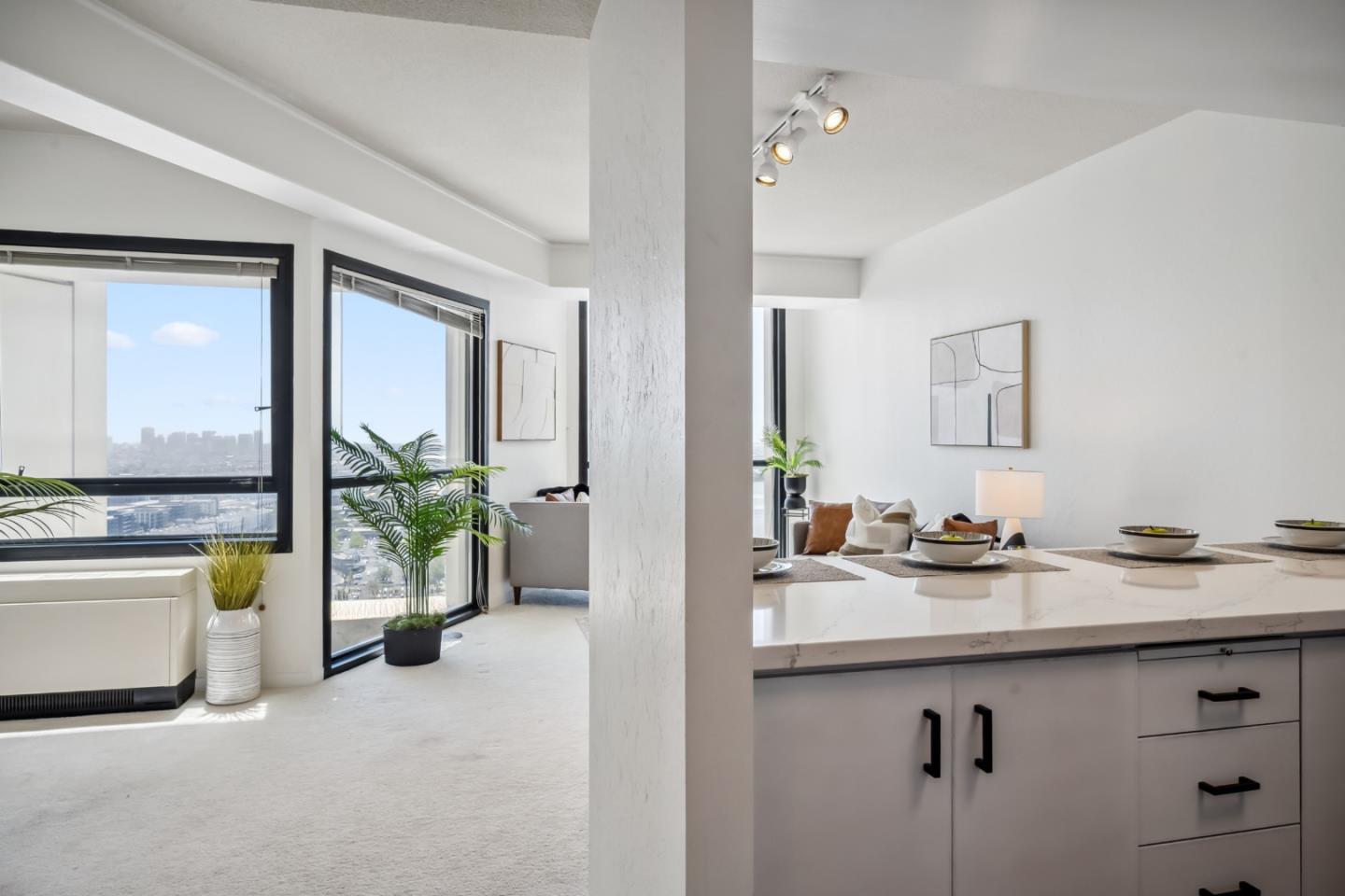 Detail Gallery Image 4 of 30 For 6363 Christie Ave #2801,  Emeryville,  CA 94608 - 1 Beds | 1 Baths