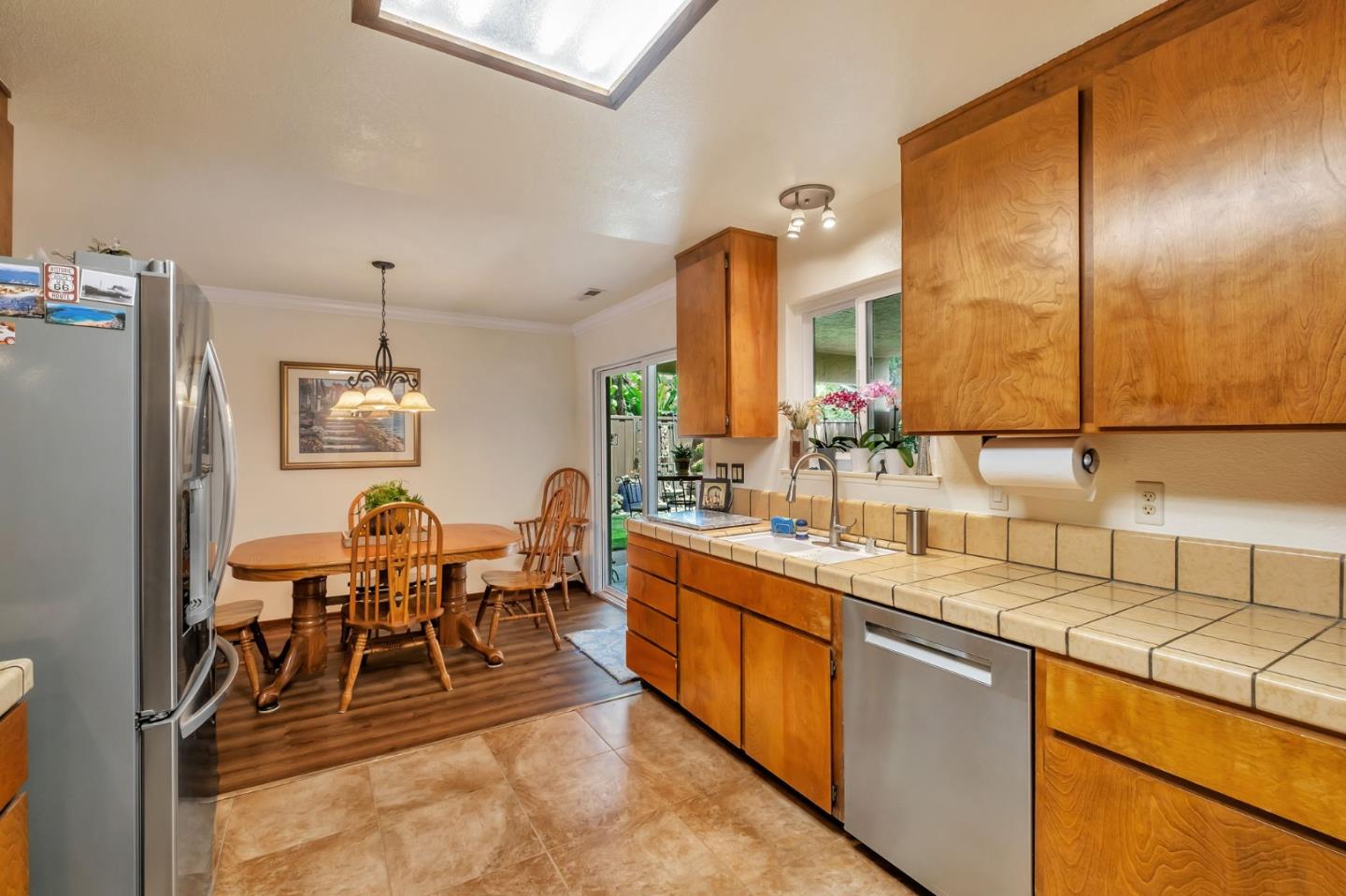 Detail Gallery Image 13 of 39 For 19 Magnolia Ct, Watsonville,  CA 95076 - 3 Beds | 2 Baths