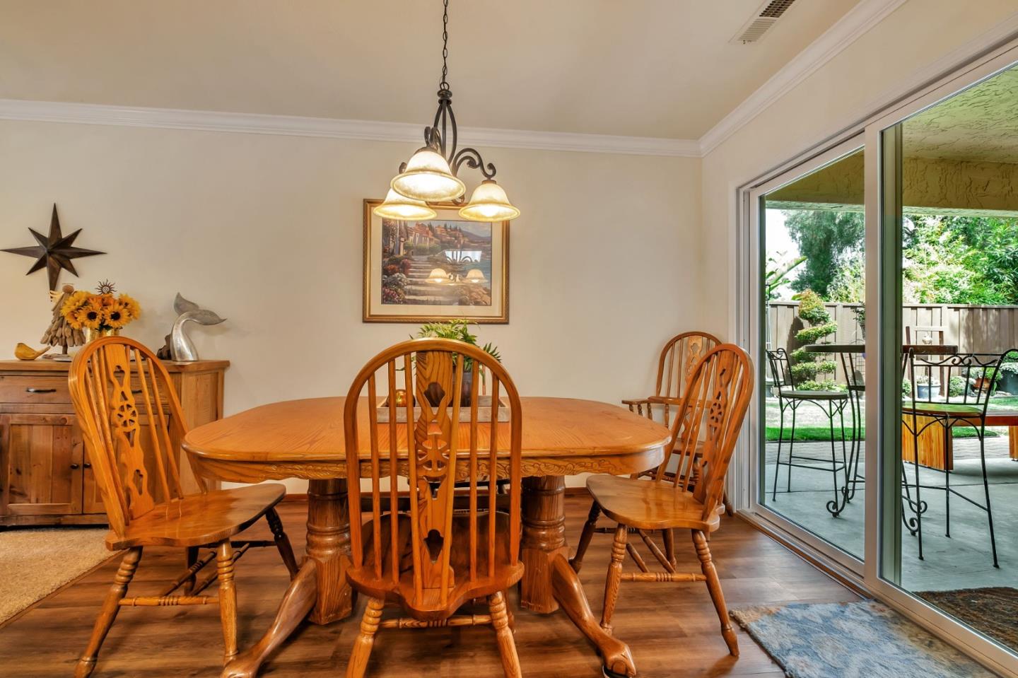 Detail Gallery Image 16 of 39 For 19 Magnolia Ct, Watsonville,  CA 95076 - 3 Beds | 2 Baths
