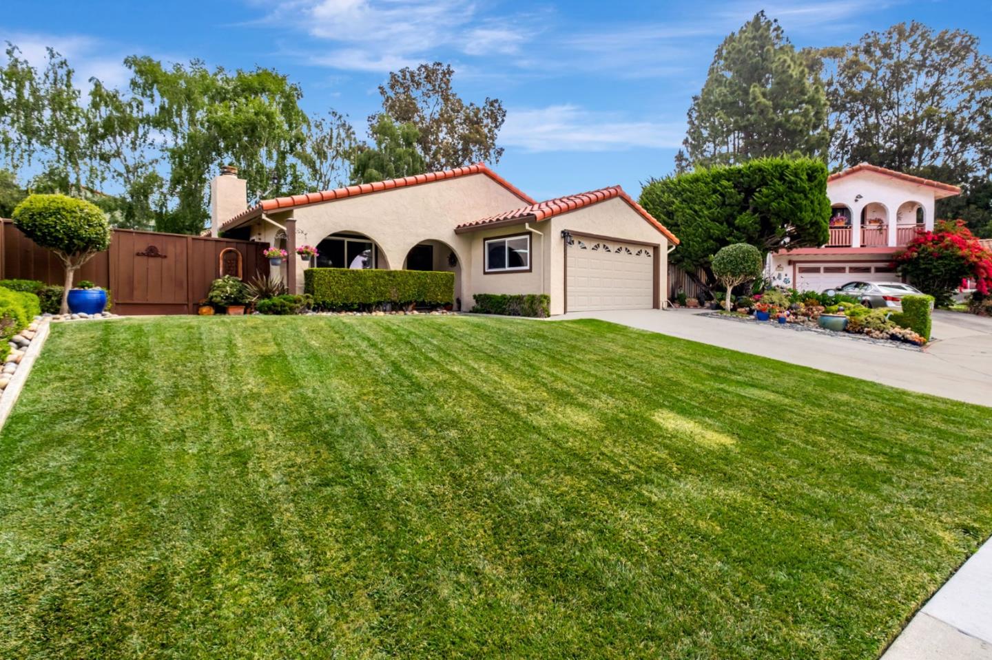 Detail Gallery Image 2 of 39 For 19 Magnolia Ct, Watsonville,  CA 95076 - 3 Beds | 2 Baths