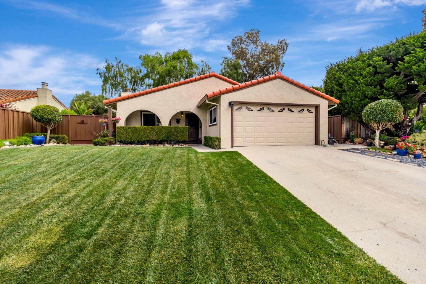 Detail Gallery Image 4 of 39 For 19 Magnolia Ct, Watsonville,  CA 95076 - 3 Beds | 2 Baths