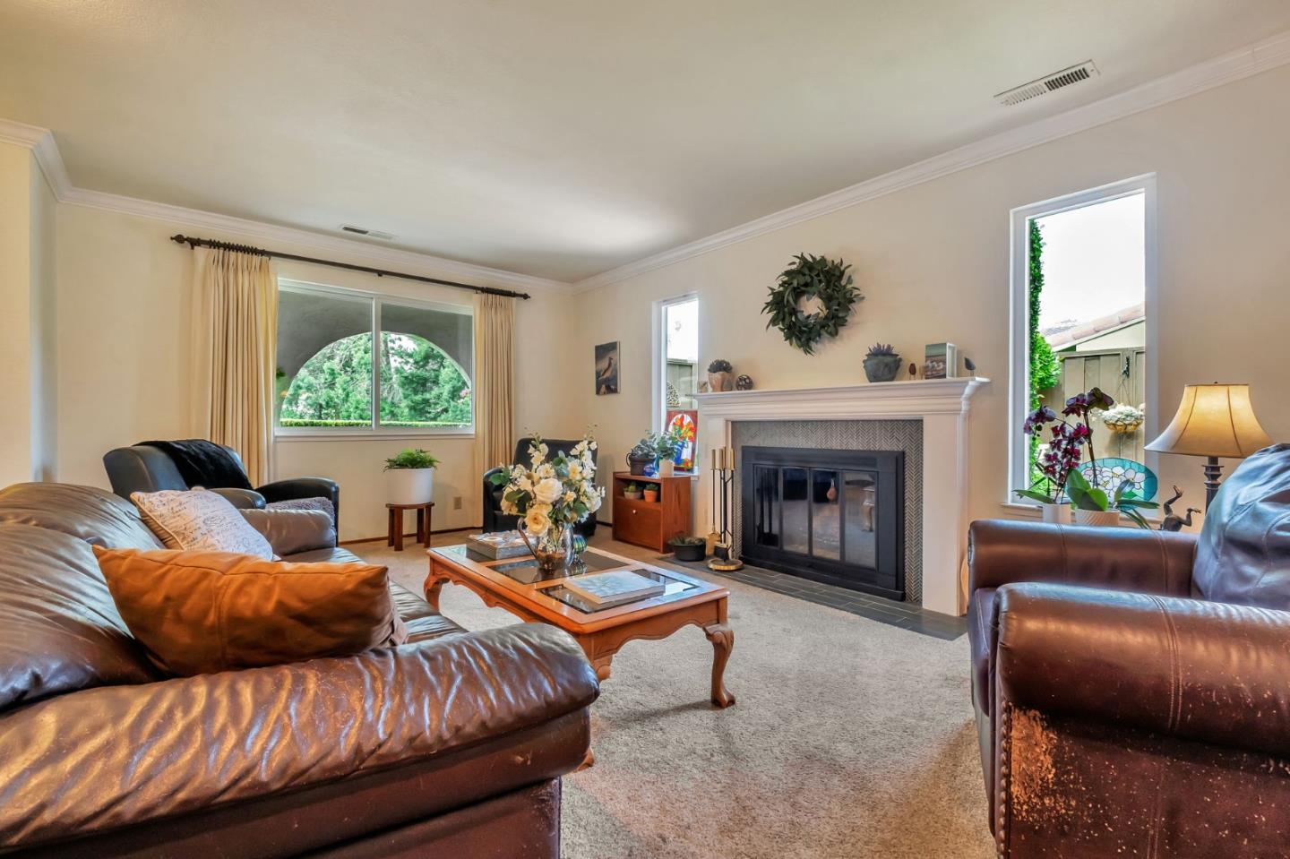 Detail Gallery Image 9 of 39 For 19 Magnolia Ct, Watsonville,  CA 95076 - 3 Beds | 2 Baths