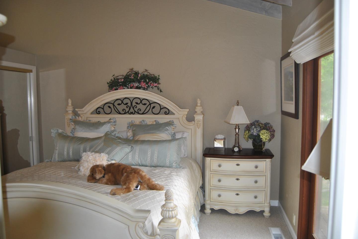 Detail Gallery Image 27 of 38 For 1093 Presidio Rd, Pebble Beach,  CA 93953 - 4 Beds | 3/1 Baths