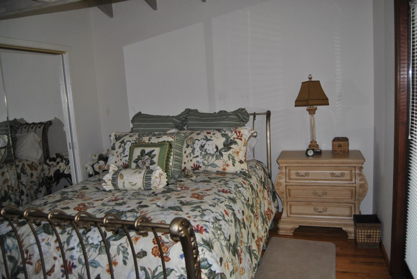 Detail Gallery Image 28 of 38 For 1093 Presidio Rd, Pebble Beach,  CA 93953 - 4 Beds | 3/1 Baths