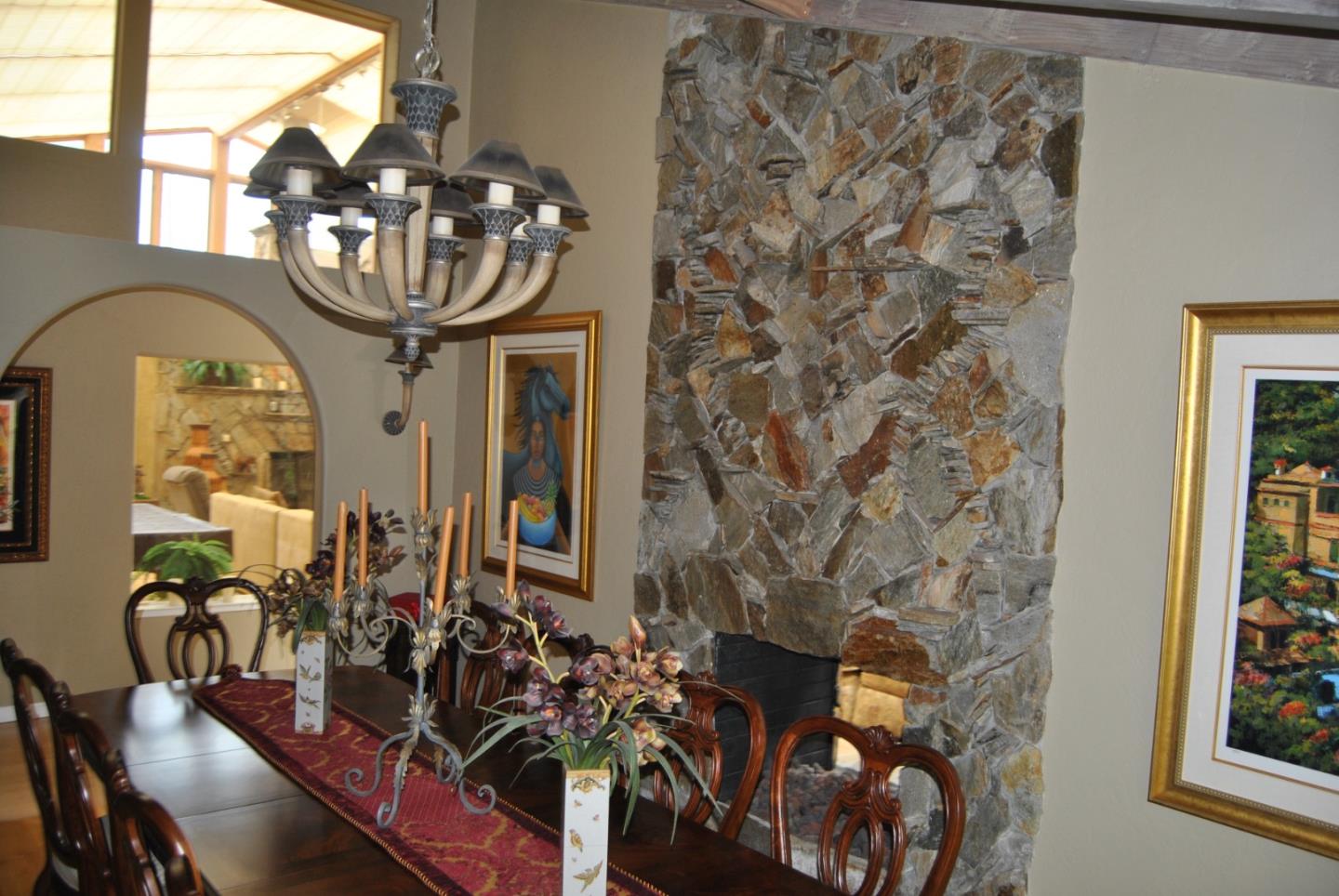 Detail Gallery Image 8 of 38 For 1093 Presidio Rd, Pebble Beach,  CA 93953 - 4 Beds | 3/1 Baths