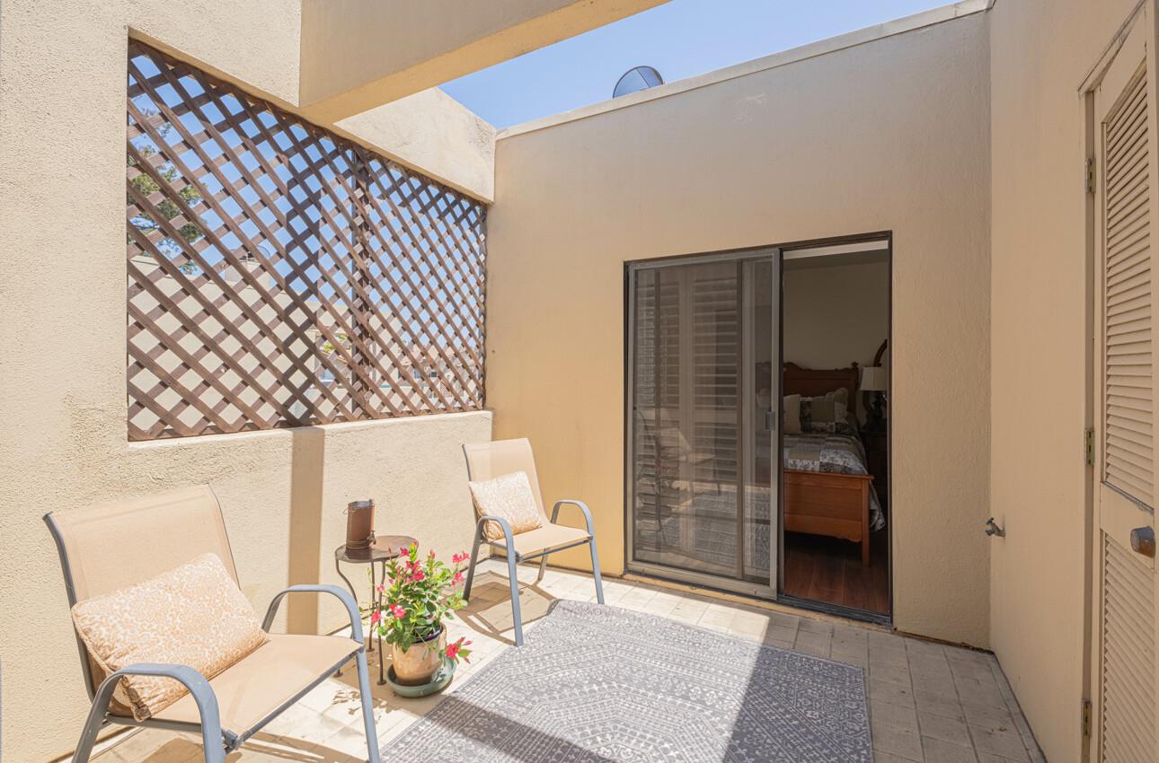 Detail Gallery Image 18 of 30 For 42 W San Joaquin St #8,  Salinas,  CA 93901 - 2 Beds | 1 Baths