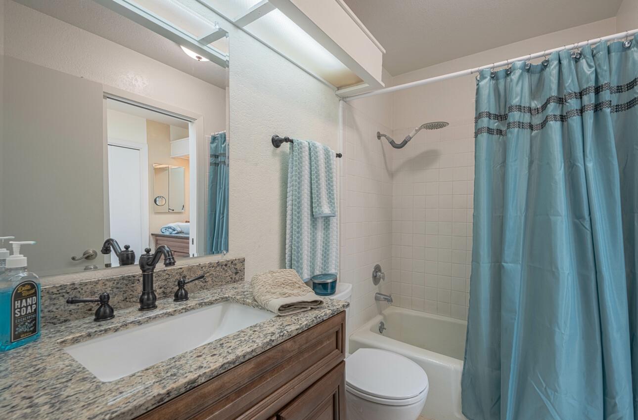 Detail Gallery Image 26 of 30 For 42 W San Joaquin St #8,  Salinas,  CA 93901 - 2 Beds | 1 Baths