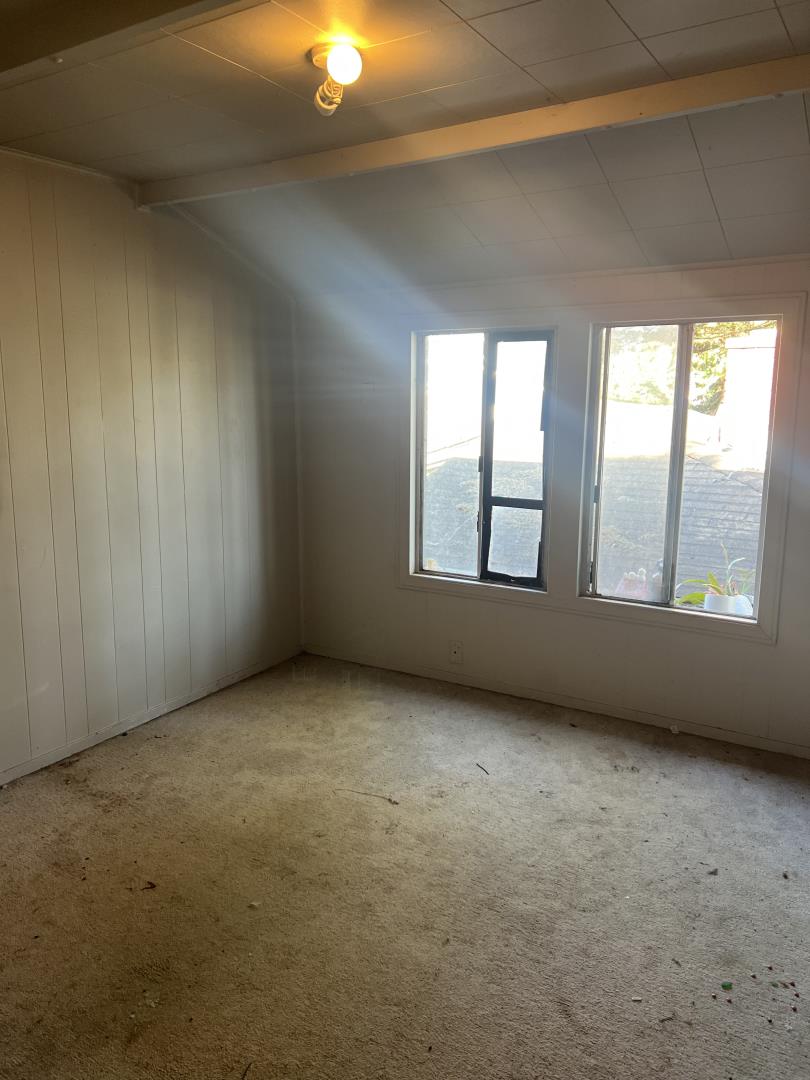 Detail Gallery Image 13 of 29 For 207 Grandview St, Santa Cruz,  CA 95060 - 4 Beds | 2 Baths