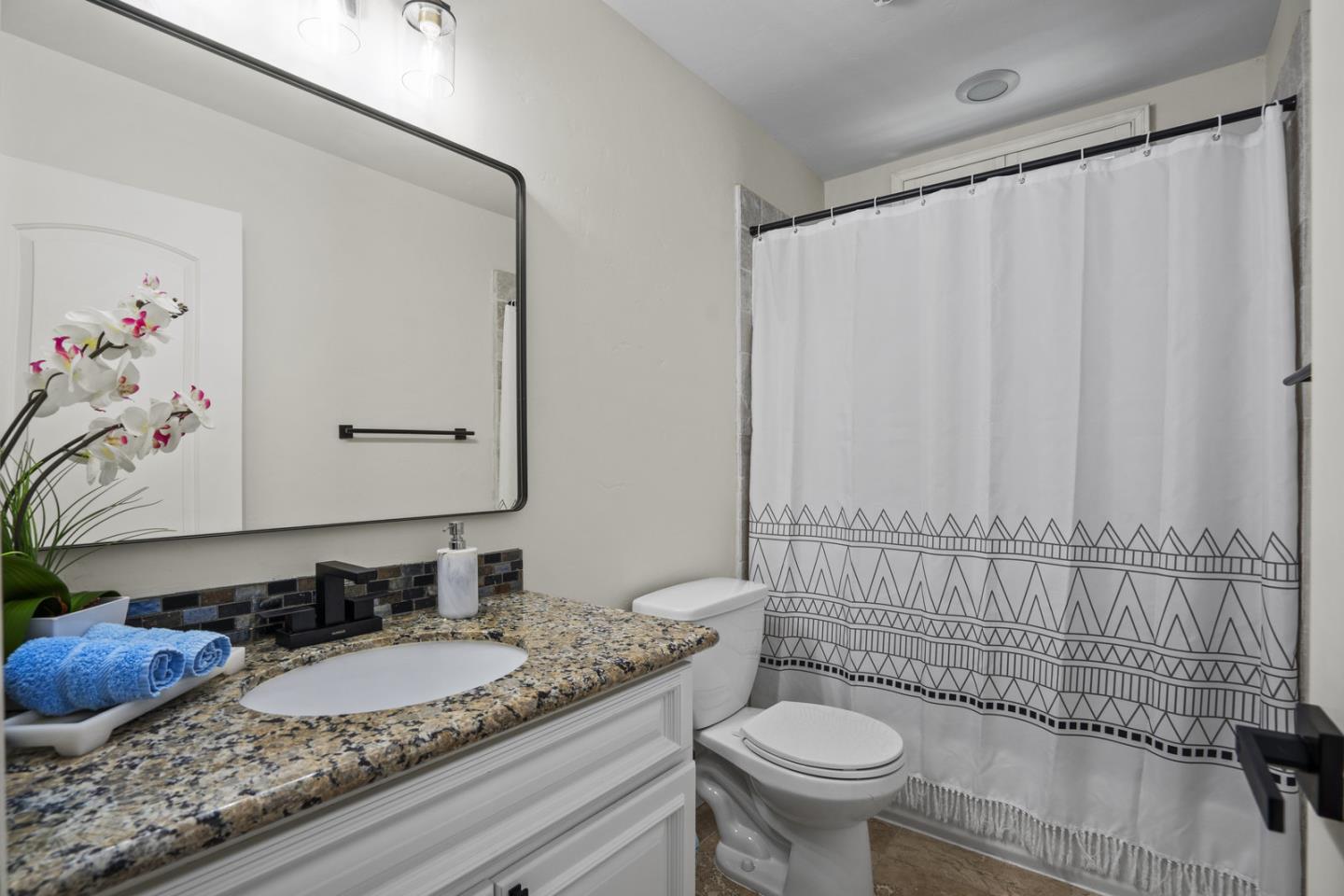 Detail Gallery Image 9 of 21 For 10631 Mine Ct, Cupertino,  CA 95014 - 4 Beds | 3 Baths