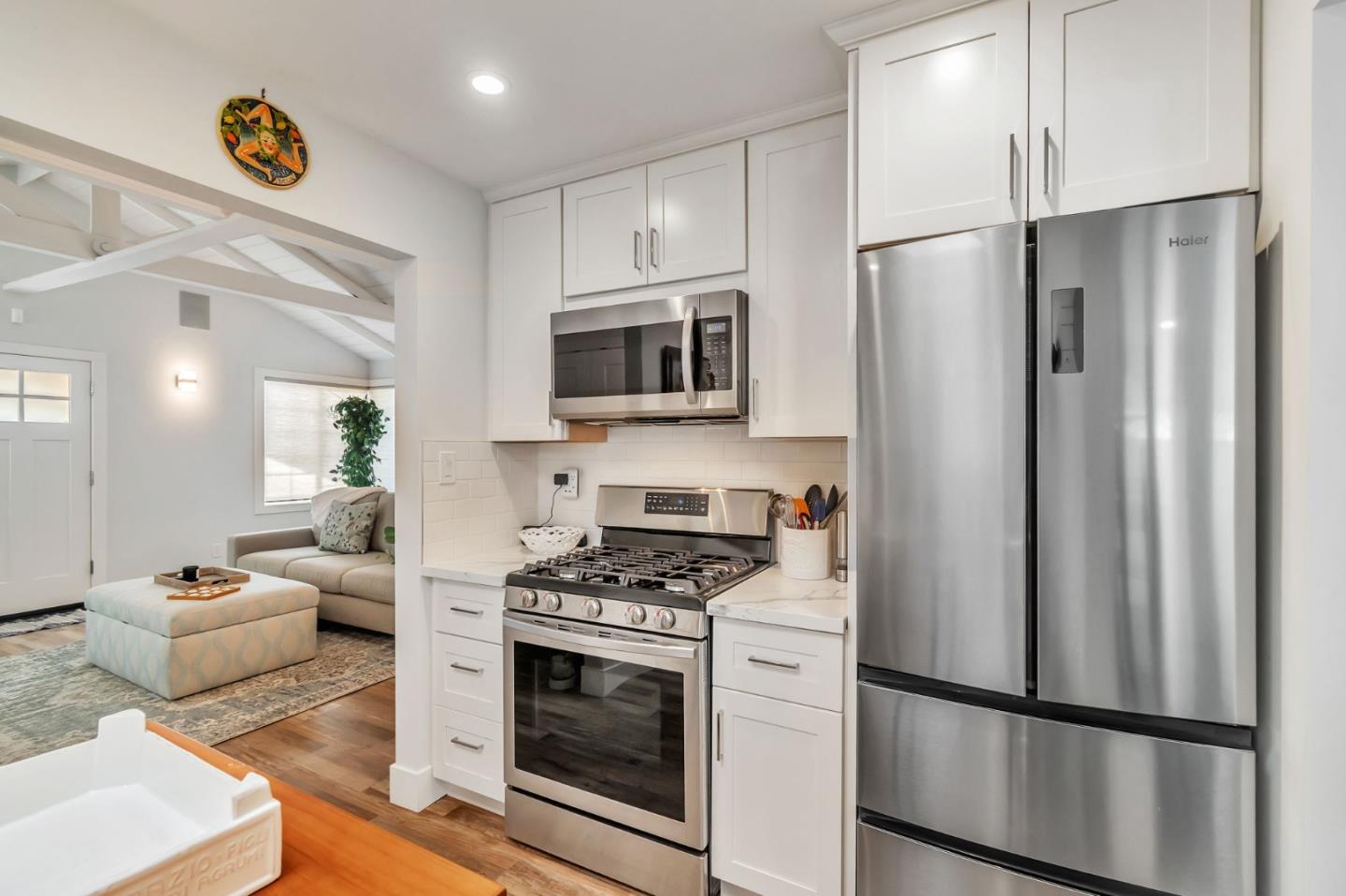 Detail Gallery Image 14 of 32 For 131 Carmel Ave, Pacifica,  CA 94044 - 1 Beds | 1 Baths