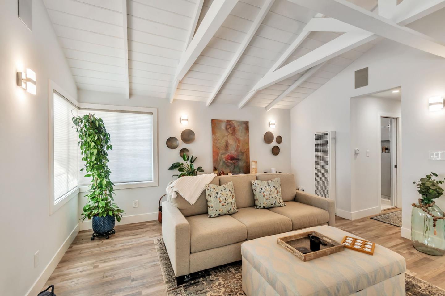 Detail Gallery Image 5 of 32 For 131 Carmel Ave, Pacifica,  CA 94044 - 1 Beds | 1 Baths