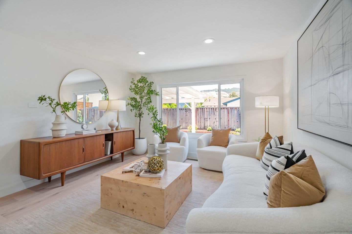 Detail Gallery Image 10 of 46 For 358 El Portal Way, San Jose,  CA 95123 - 3 Beds | 2 Baths