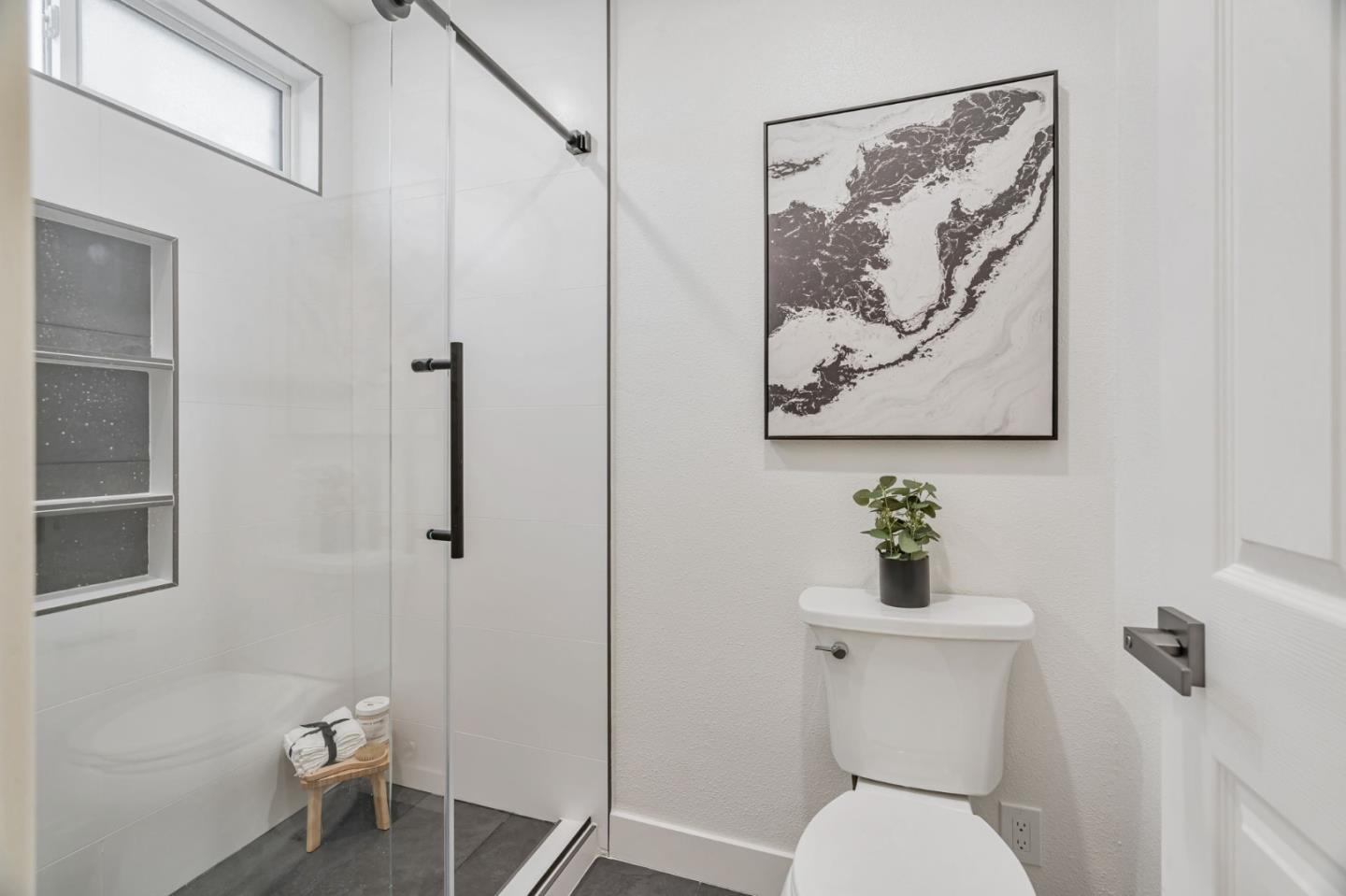 Detail Gallery Image 37 of 46 For 358 El Portal Way, San Jose,  CA 95123 - 3 Beds | 2 Baths