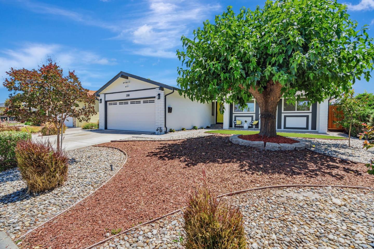 Detail Gallery Image 4 of 46 For 358 El Portal Way, San Jose,  CA 95123 - 3 Beds | 2 Baths